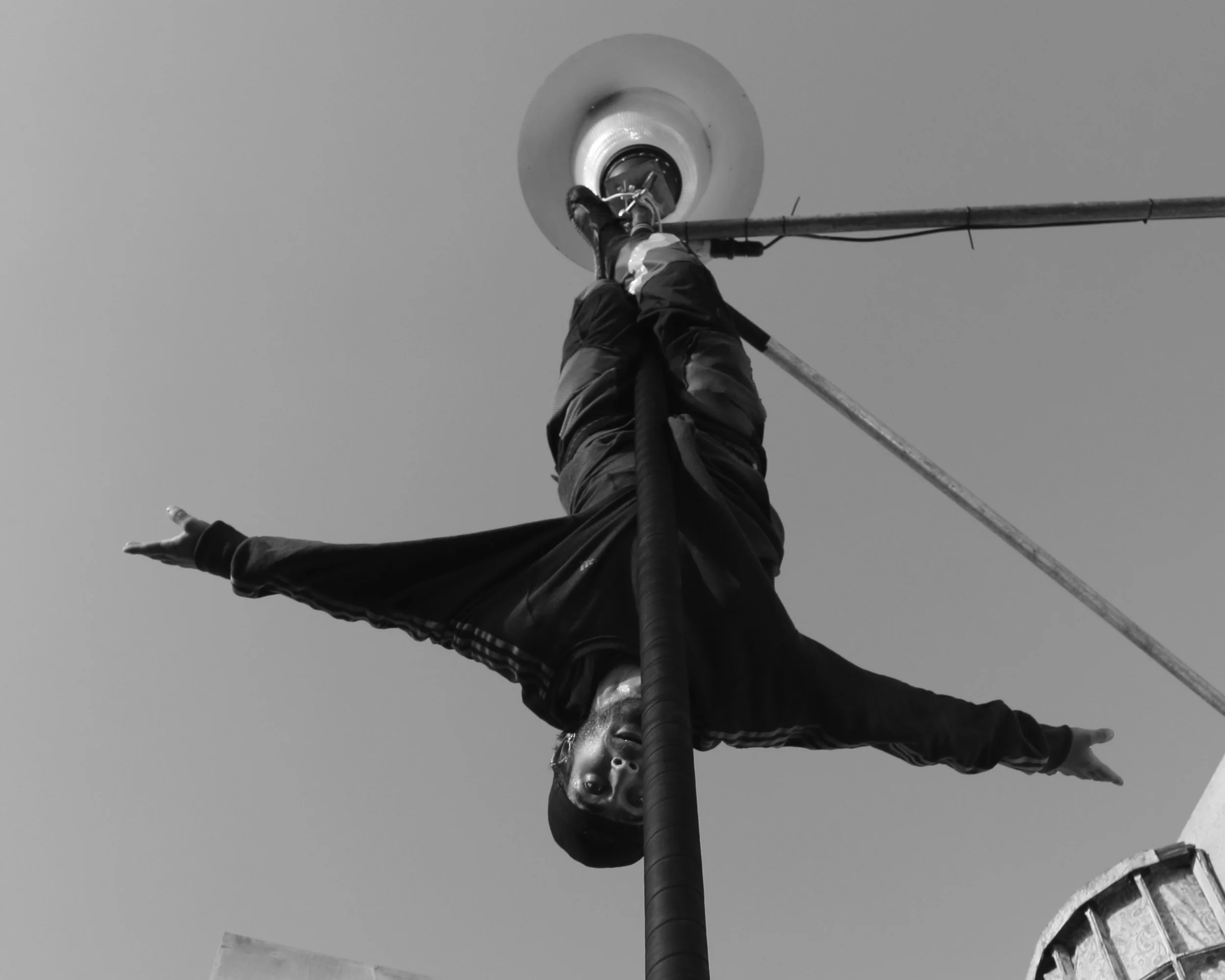 Jake Dumpleton Circus performer, citizen of the world and always an optimist. Travelled the world from a young age and looks forward to seeing more of it. Concrete Playgroun d