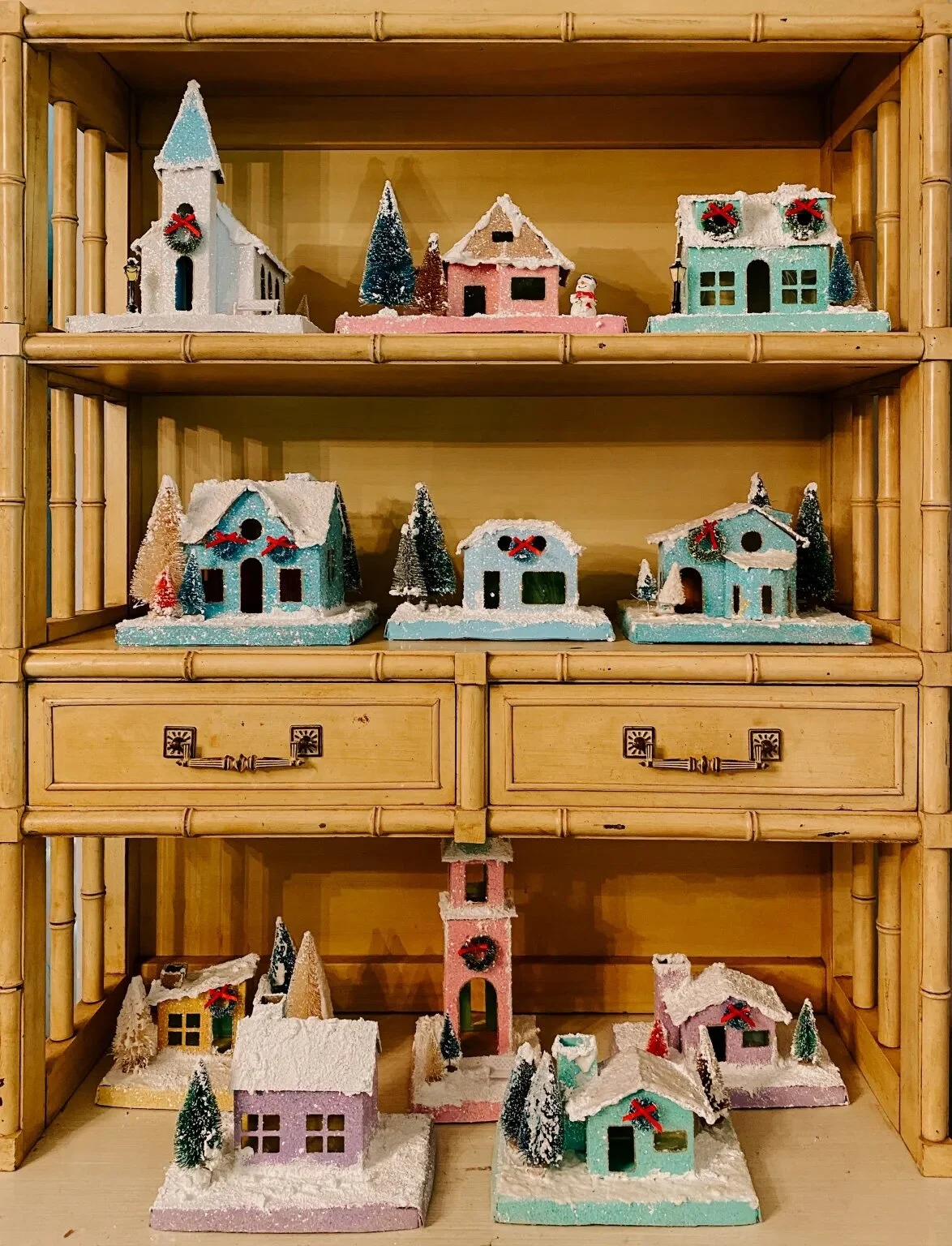 D352E251-4A0E-4C50-93C0-386B7F92C477