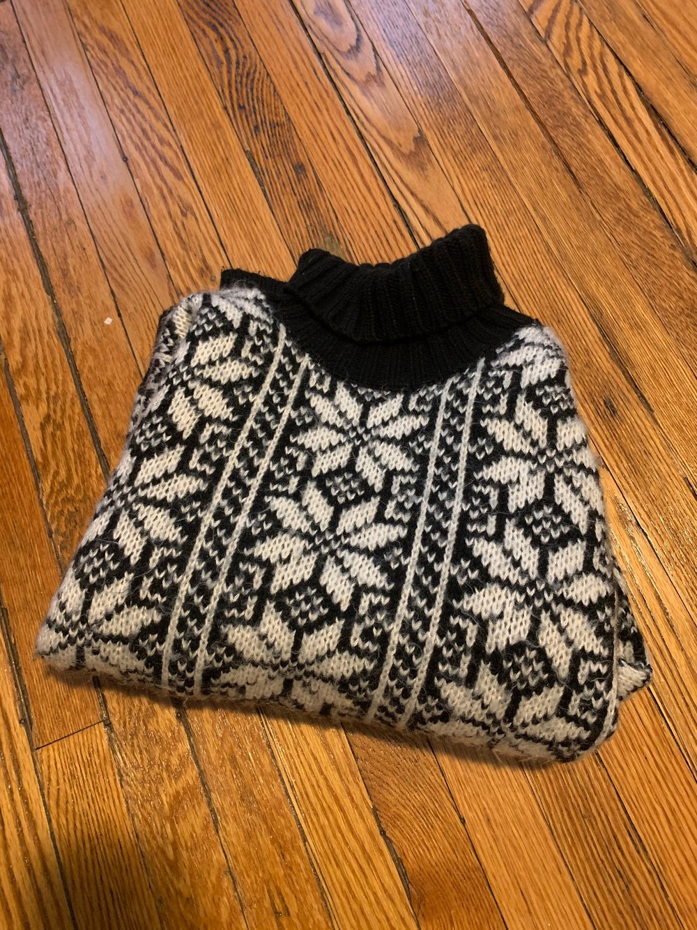 Vintage Ski Sweater Snowflake Turtleneck Sweater Chunky Knit Pullover  Sweater Unisex David Rose — ELECTRIC EYE VINTAGE & THRIFT