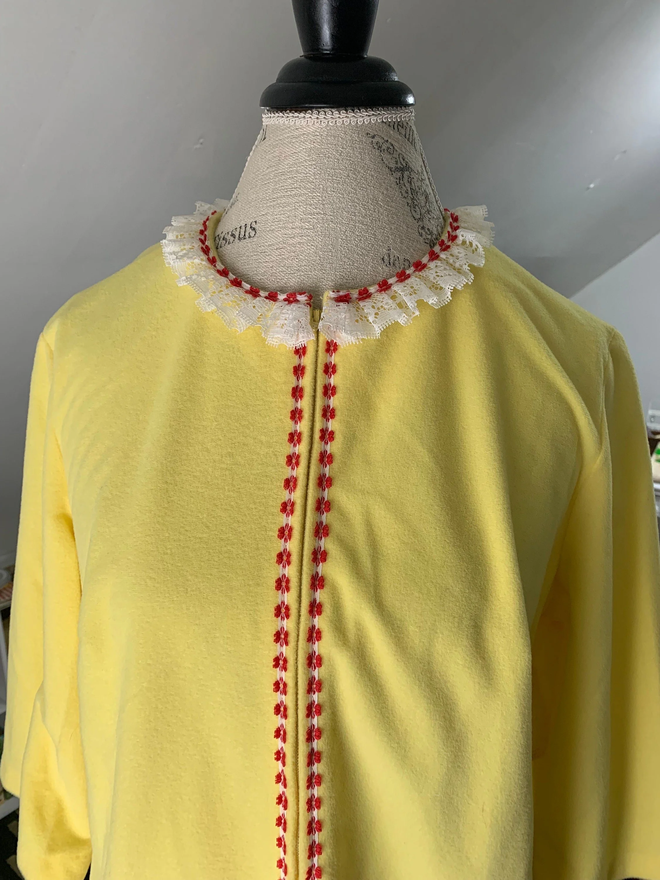 https://i.etsystatic.com/18672551/r/il/698b57/5930985890/il_fullxfull.5930985890_couv.jpg