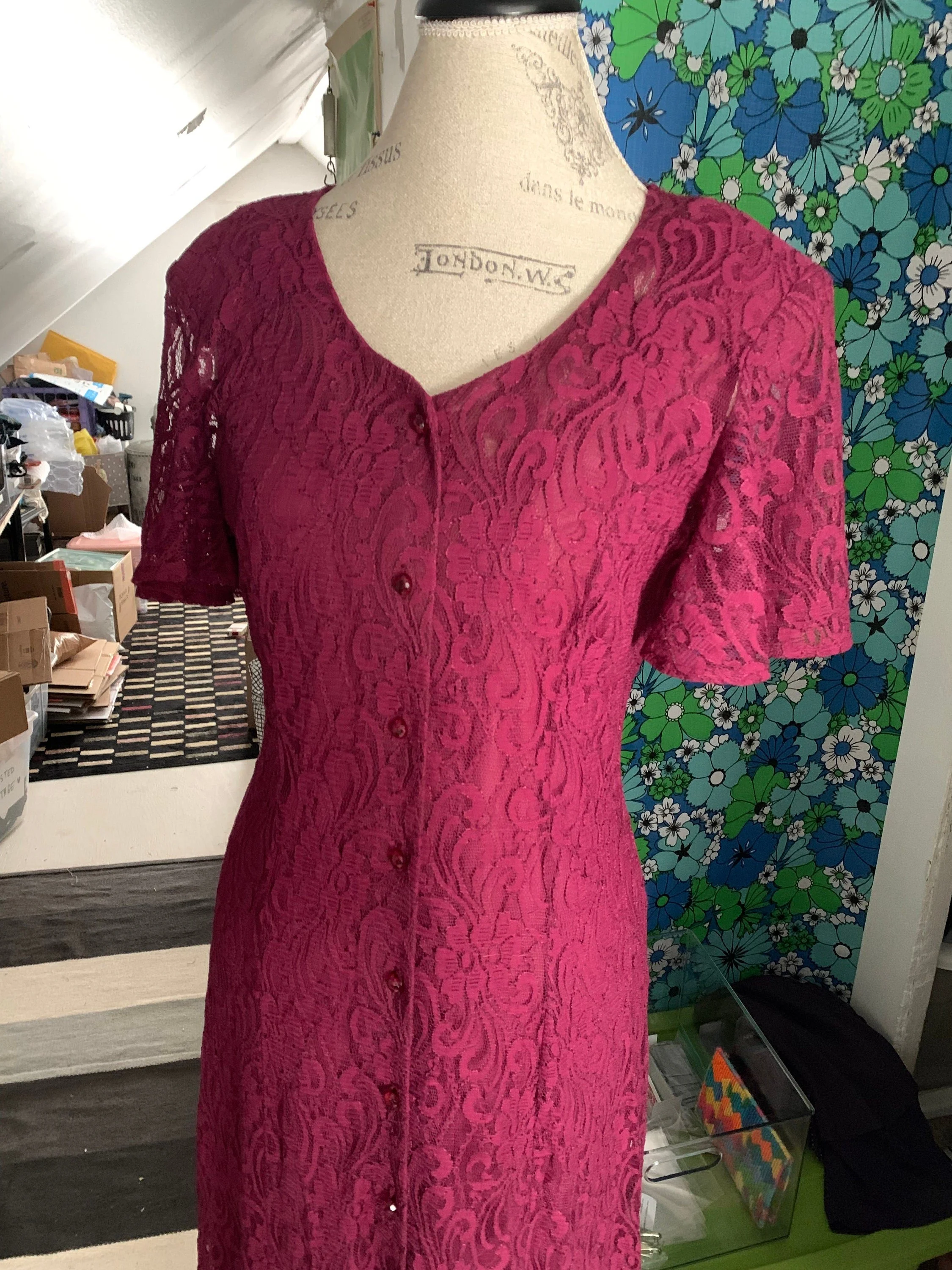 https://i.etsystatic.com/18672551/r/il/b129b1/5928356144/il_fullxfull.5928356144_knwl.jpg
