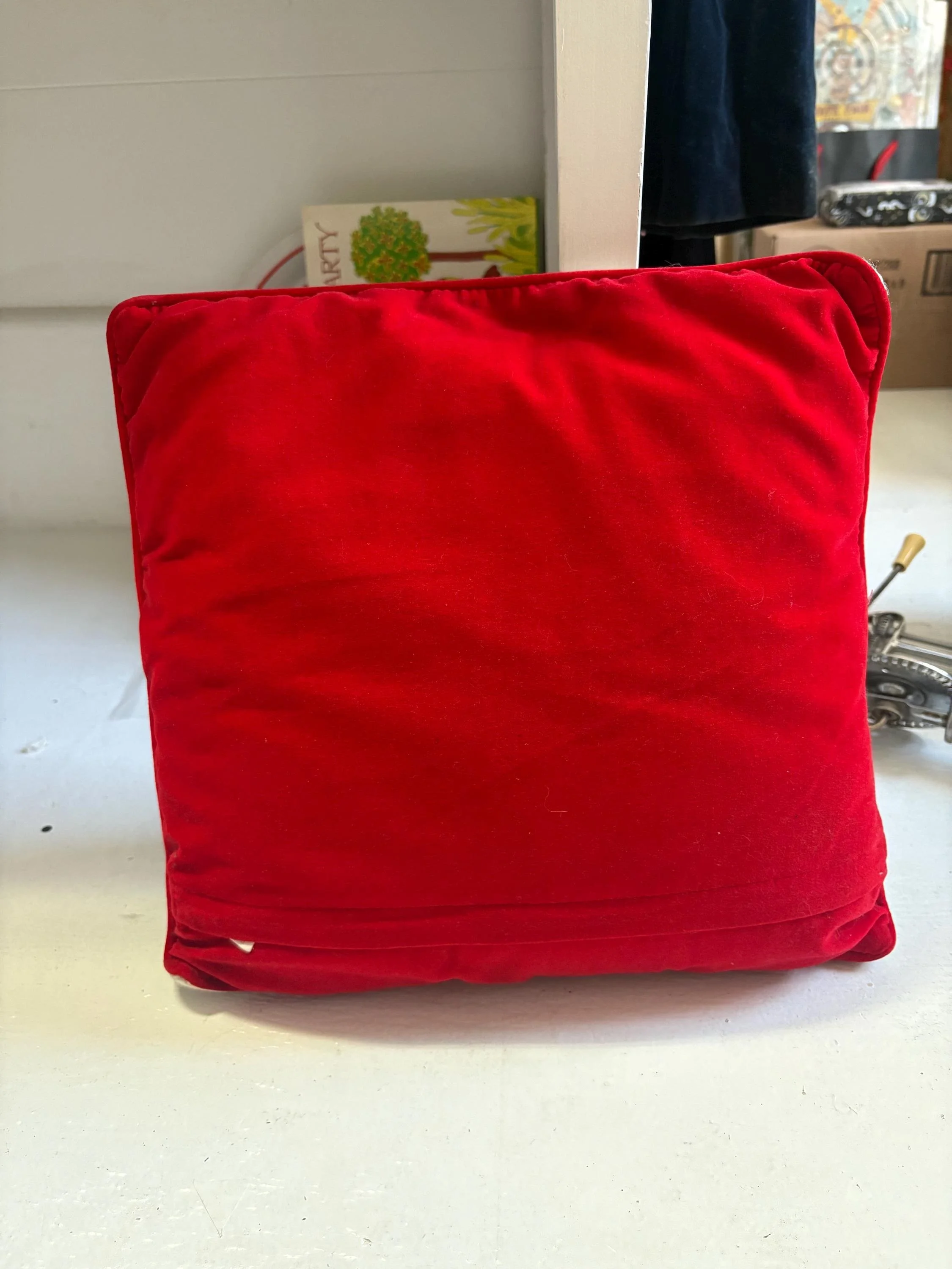 https://i.etsystatic.com/18672551/r/il/069246/7474194070/il_fullxfull.7474194070_odtn.jpg