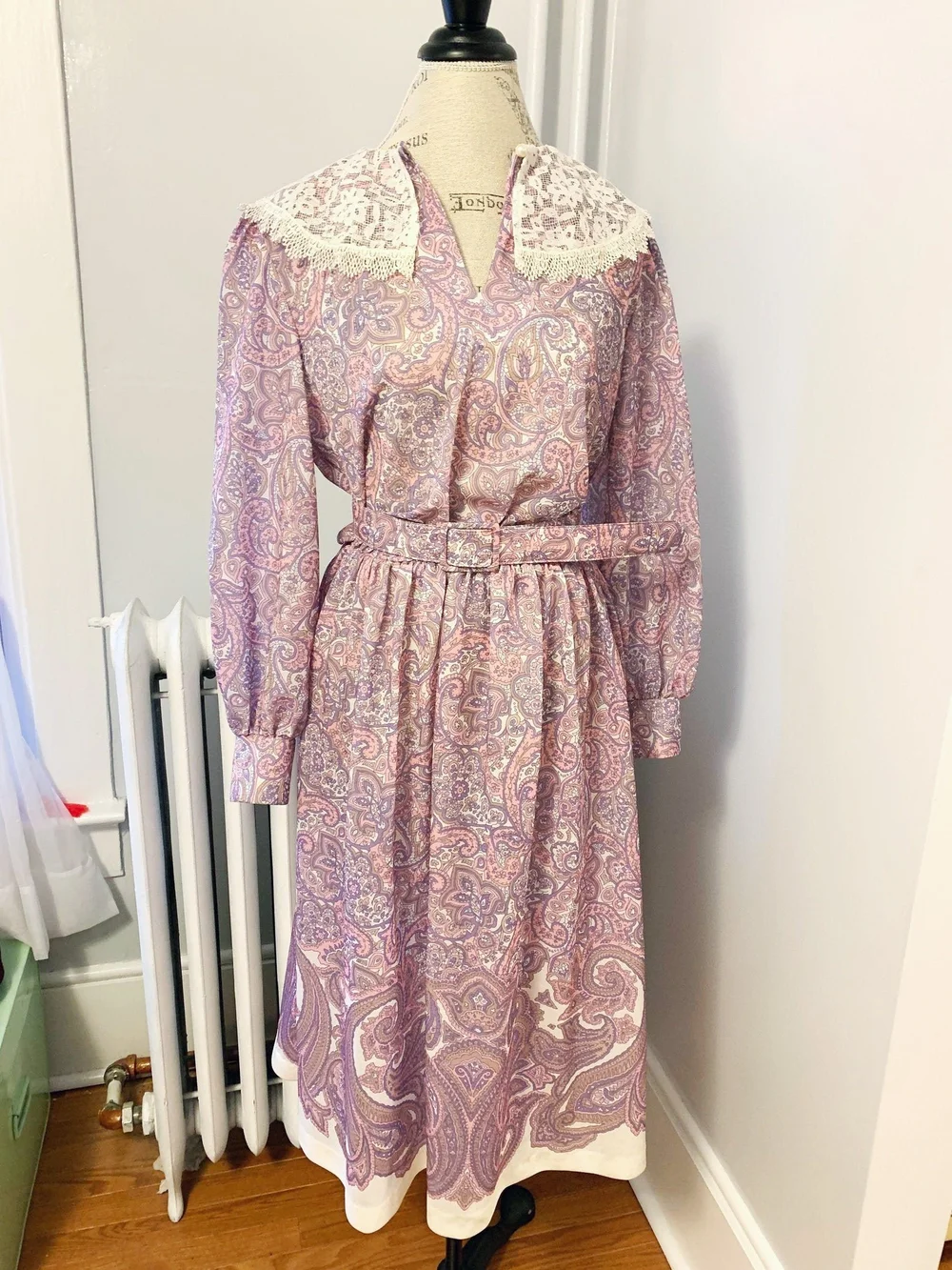 Vintage Paisley Prairie Dress: Lace Collar, Size 6, Made in USA  Electric EYE Vintage & THRIFT