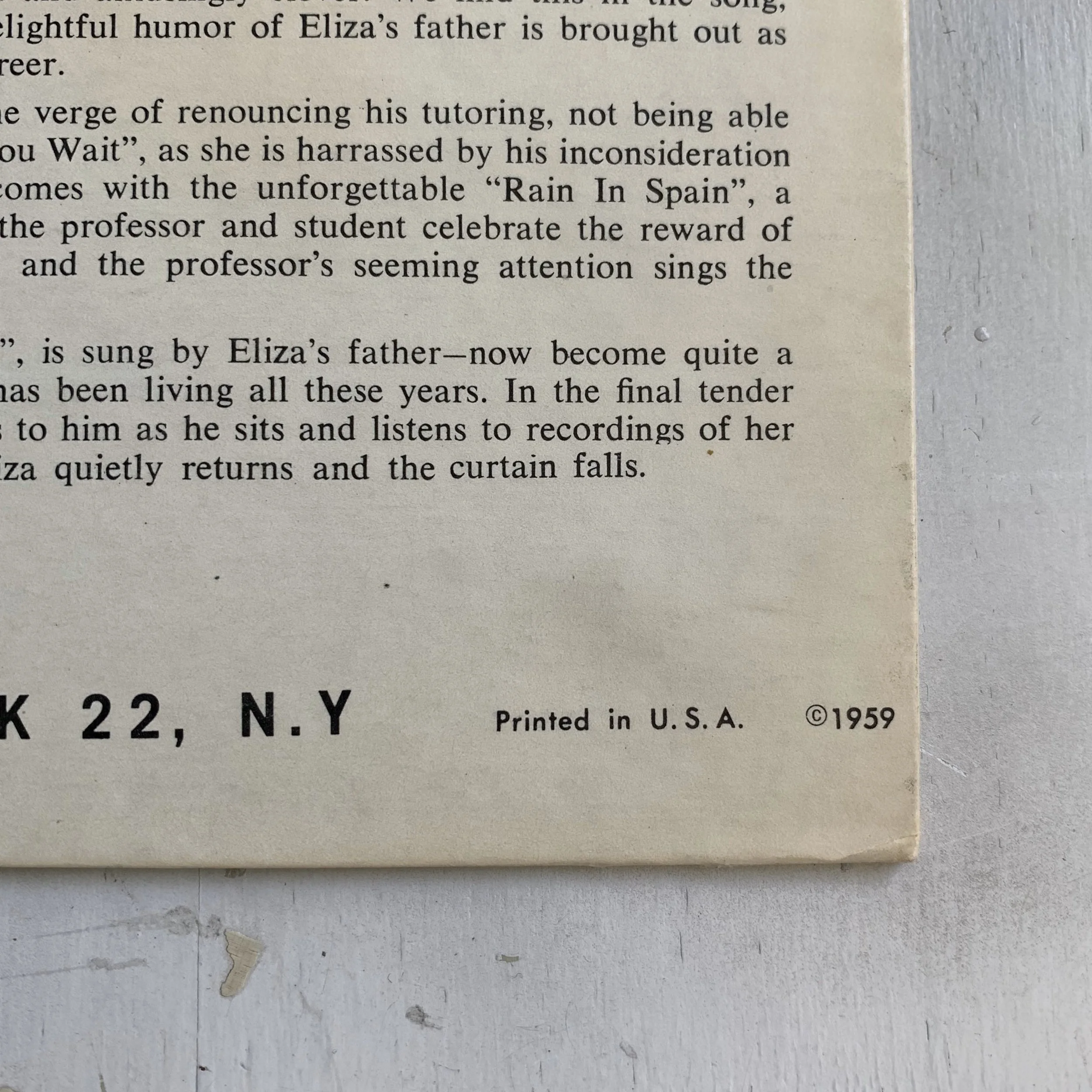 https://i.etsystatic.com/18672551/r/il/feeff8/2345924879/il_fullxfull.2345924879_fewy.jpg