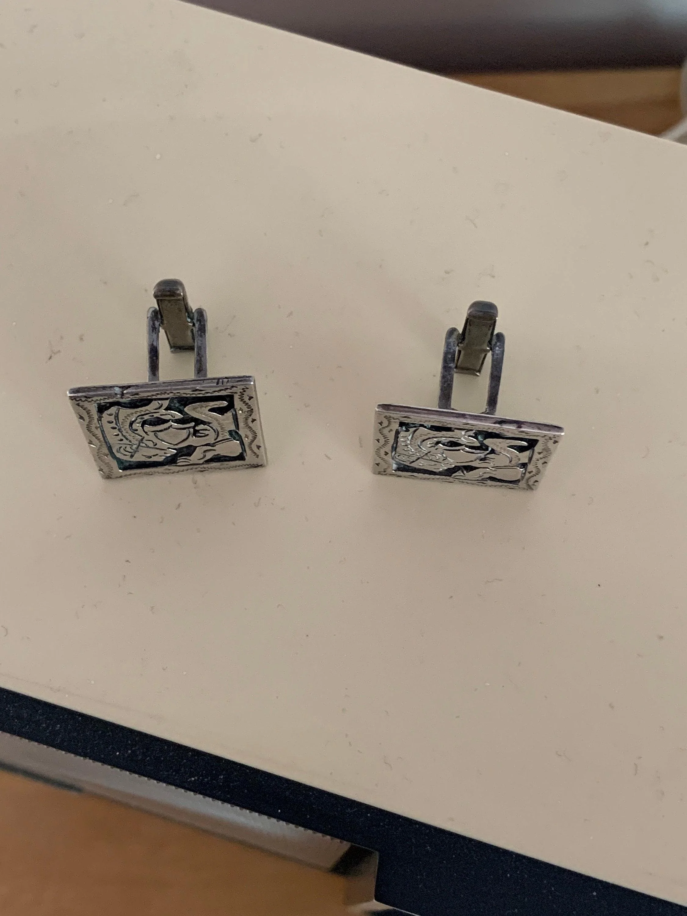 https://i.etsystatic.com/18672551/r/il/d723a9/8340802363/il_fullxfull.8340802363_kdpe.jpg
