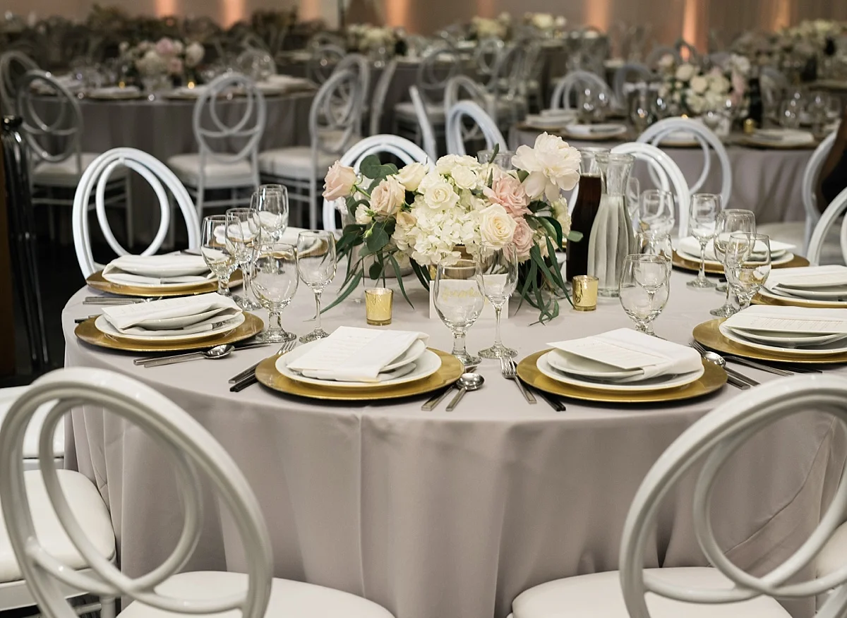 The-Venue-ByThree-Petals-Huntington-Beach-Wedding-Photographer-Christine-Andrew-Carissa-Woo-Photography_0087.jpg