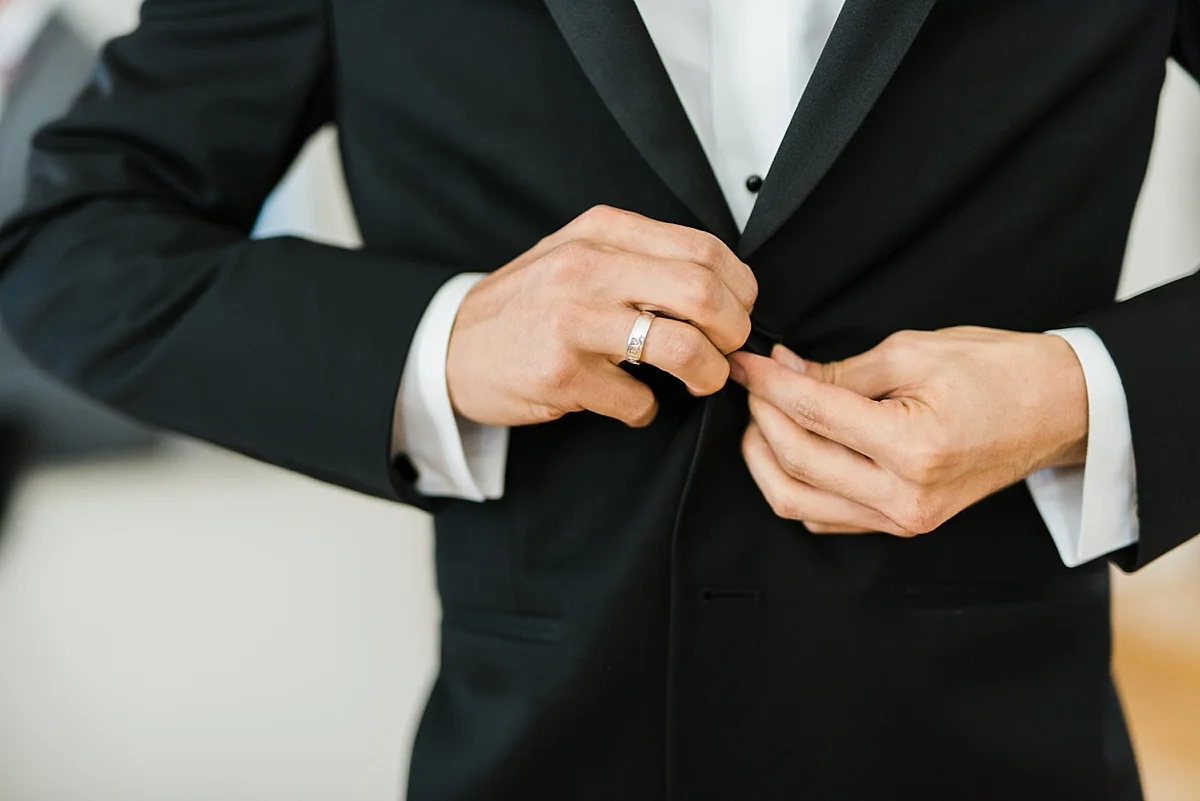 Double-Tree-San-Pedro-Wedding-Photographer-Krissy-Rich-Carissa-Woo-Photography_0014.jpg