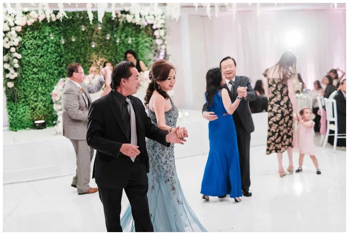 Mon-Cheri-Restaurant-Wedding-Photographer-Carissa-Woo-Photography_0042.jpg