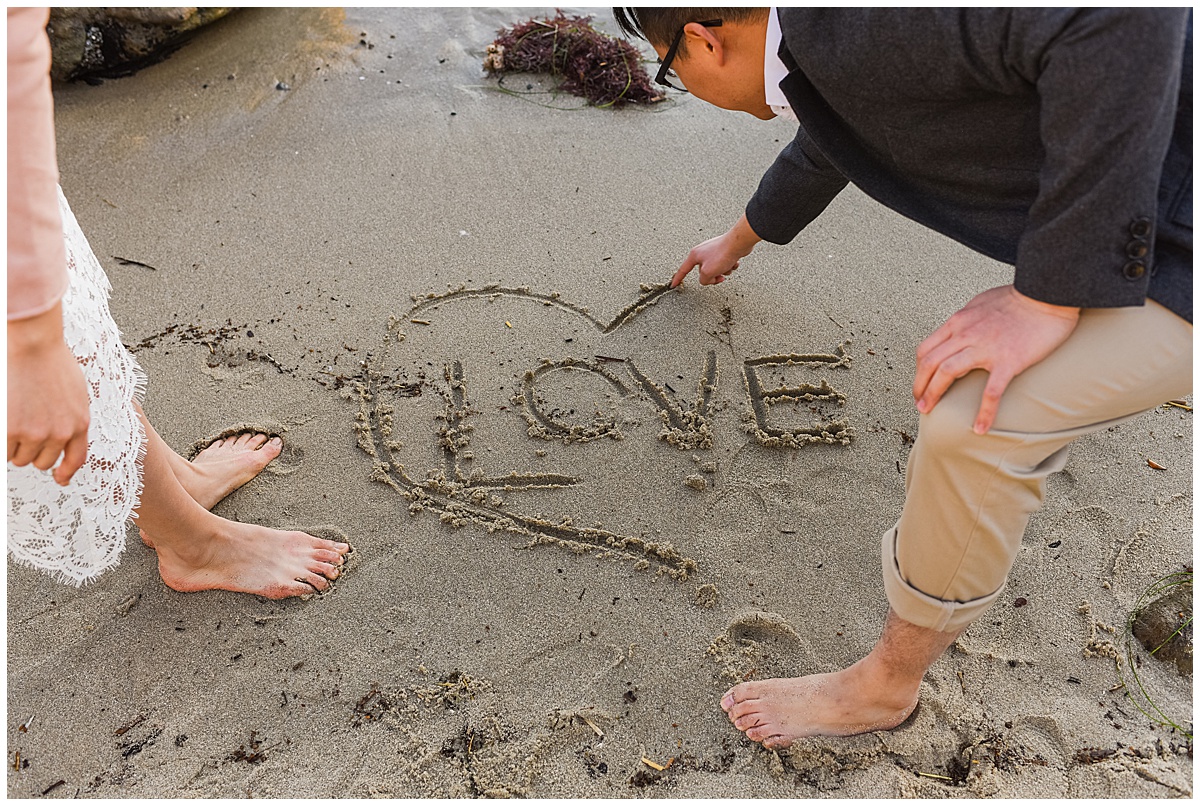 Heisler-Park-Laguna-Engagement-Carissa-Woo-Photography_0026.jpg