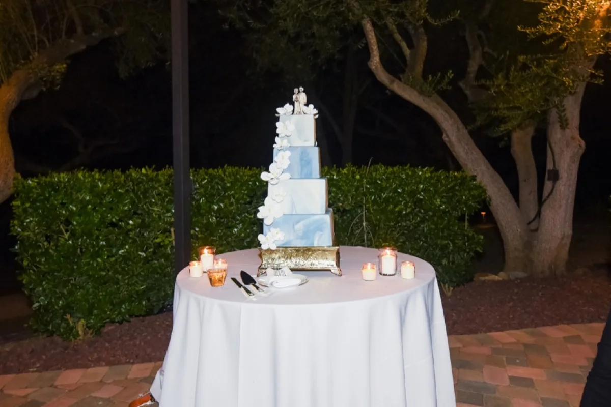 Mt Woodson Castle Wedding, California Wedding at Mt Woodson Castle, Mount Woodson Castle Wedding, Ramona CA Wedding, San Diego CA Wedding, San Diego Wedding Photographer, Southern California Wedding, California Wedding Ideas, California Wedding Inspiration, Wedding Photos, Wedding Photo Ideas, Unique Wedding Photos, California Wedding Photographer, Southern California Wedding Photographer, Wedding reception, Wedding cake, fondant wedding cake, 3 tier wedding cake