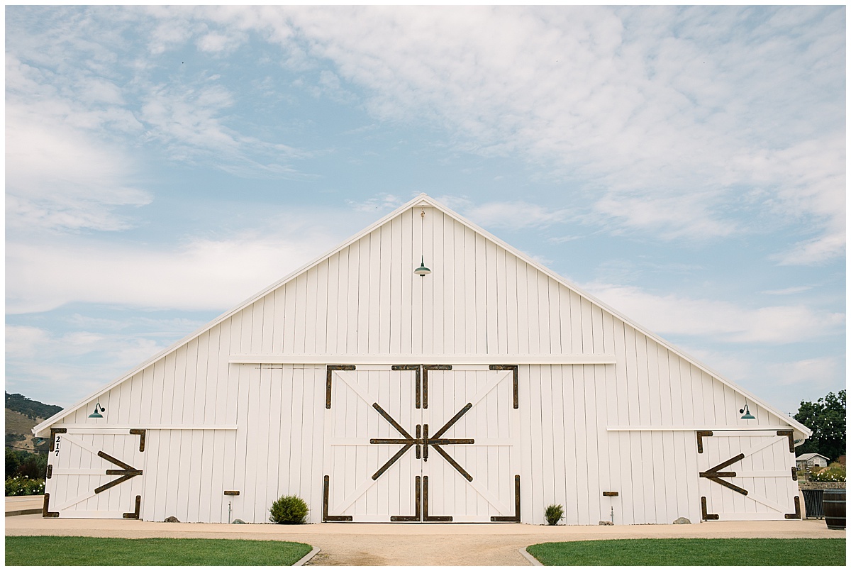 The White Barn Wedding, California Wedding at The White Barn, The White Barn Wedding, San Luis Obispo CA Wedding, San Diego CA Wedding, San Diego Wedding Photographer, Ramona Wedding Photographer, Southern California Wedding, California Wedding Ideas, California Wedding Inspiration, Wedding Photos, Wedding Photo Ideas, Unique Wedding Photos, California Wedding Photographer, Southern California Wedding Photographer, barn wedding venue, Santa Barbara Wedding, The White Barn San Luis Obispo