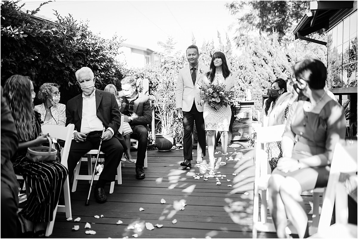 Los-Angeles-Backyard-Wedding-Photographer-Carissa-Woo-Photography_0048.jpg