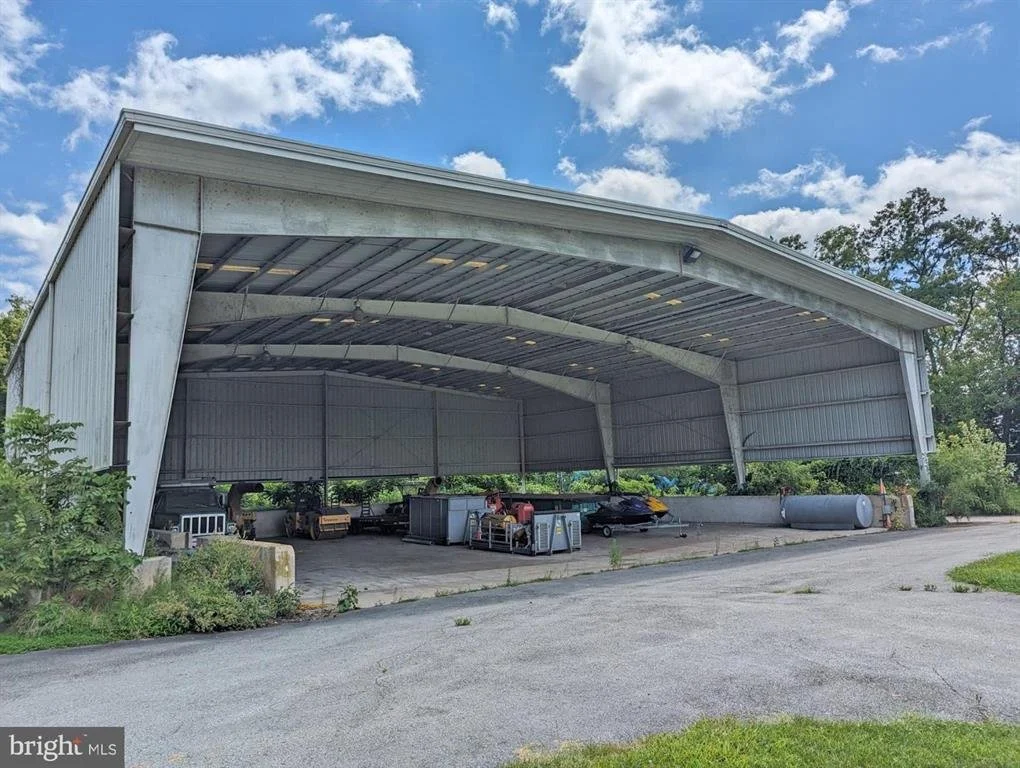   430 S Front St, Columbia, PA 17512