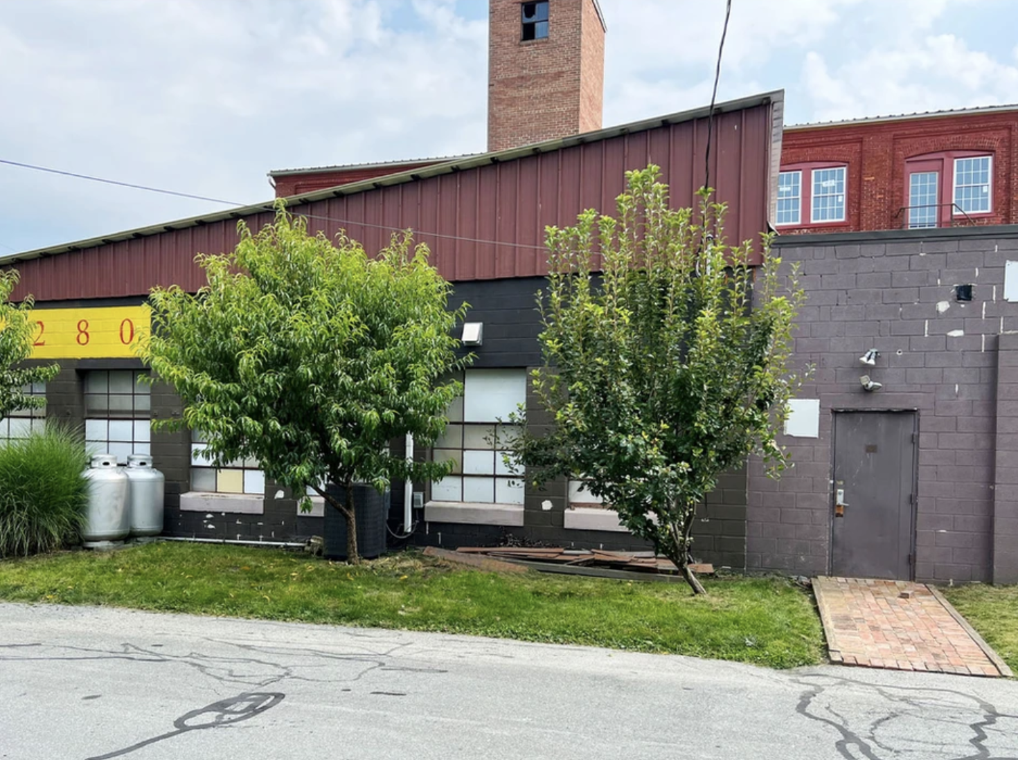 First Floor Flex Space 1280 Franklin St. Columbia, PA 17512
