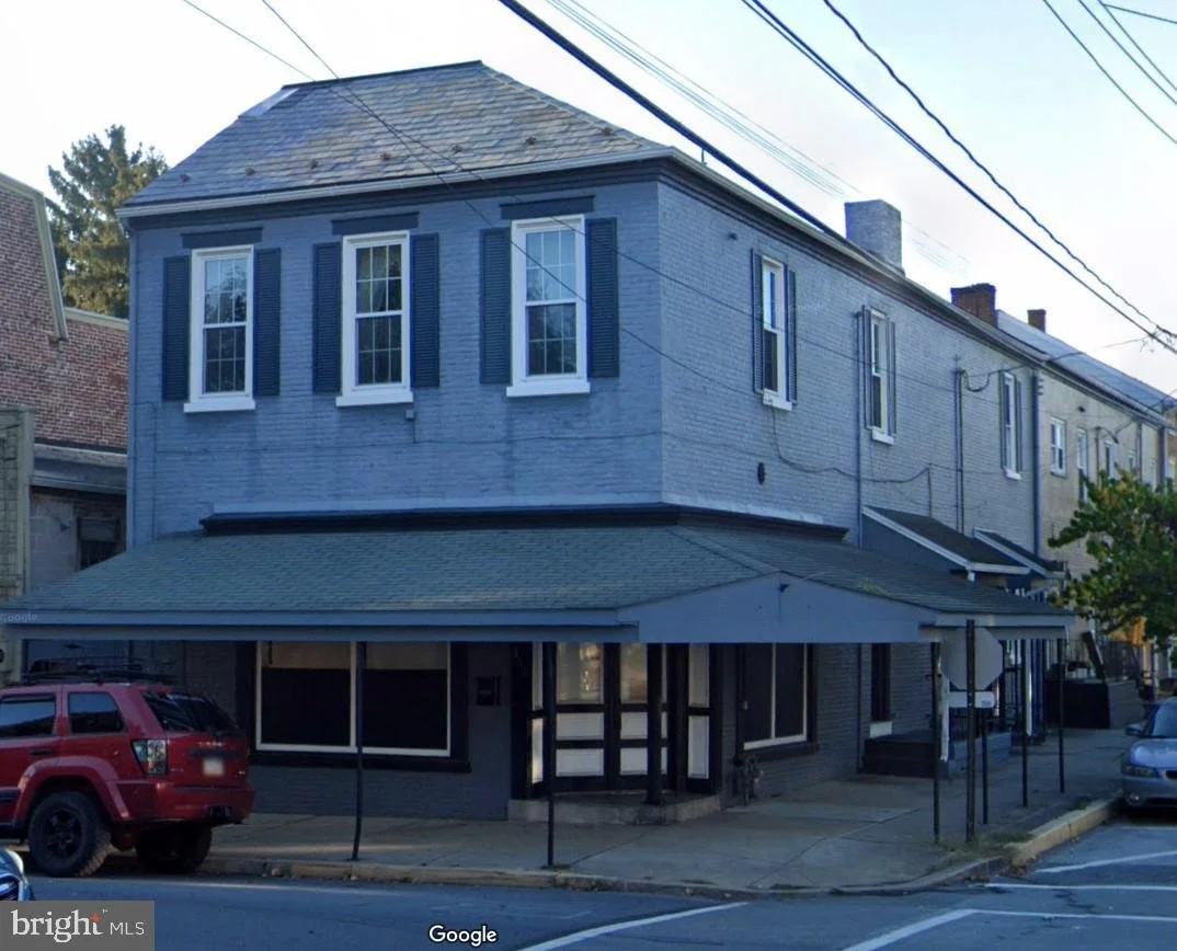 Commercial Lease: 459 Cherry Street Columbia, PA 17512