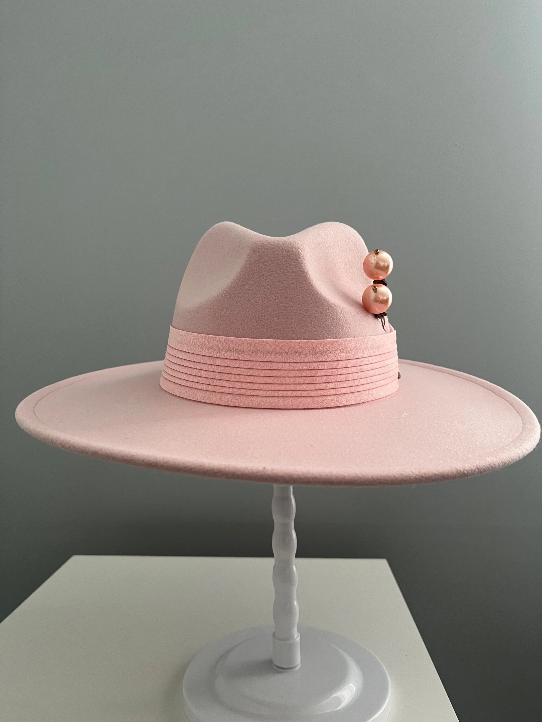 65E45157-8CB6-4C14-B338-18CE912F1720