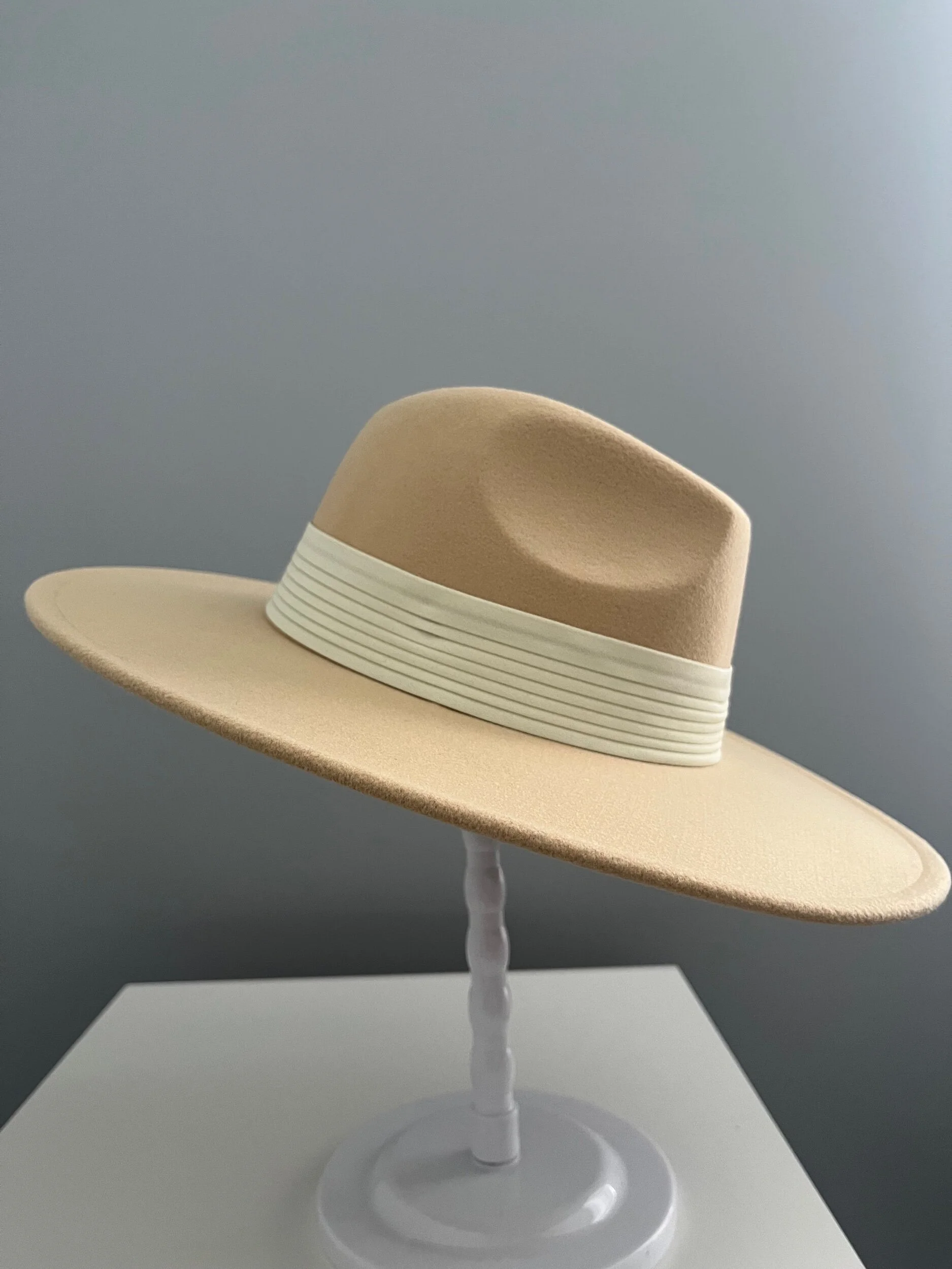 97CDC15B-2746-4F30-8FF2-5CBC49306000