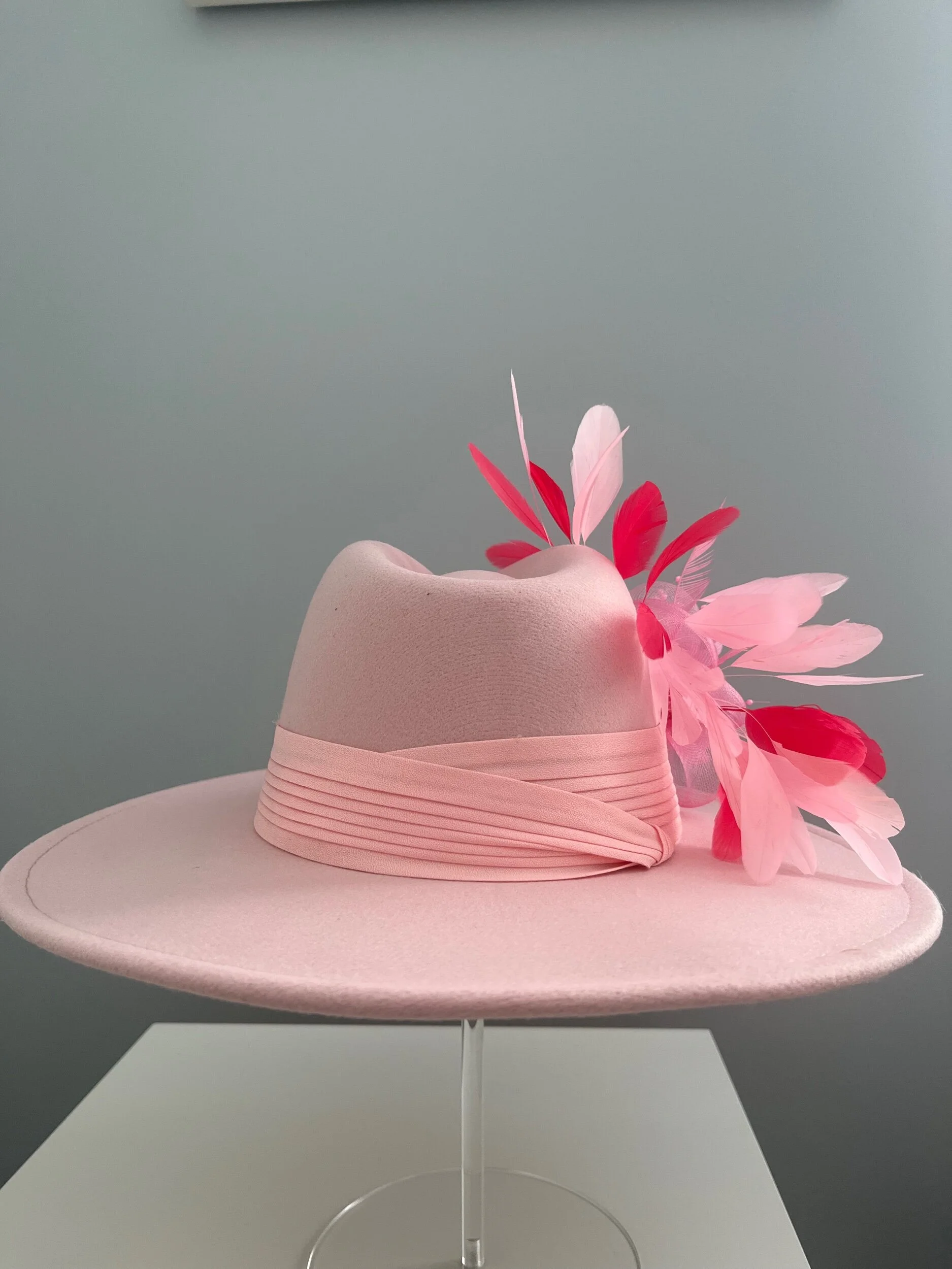 0DF47D44-AF6C-4AE9-944D-72AFA0F6431A