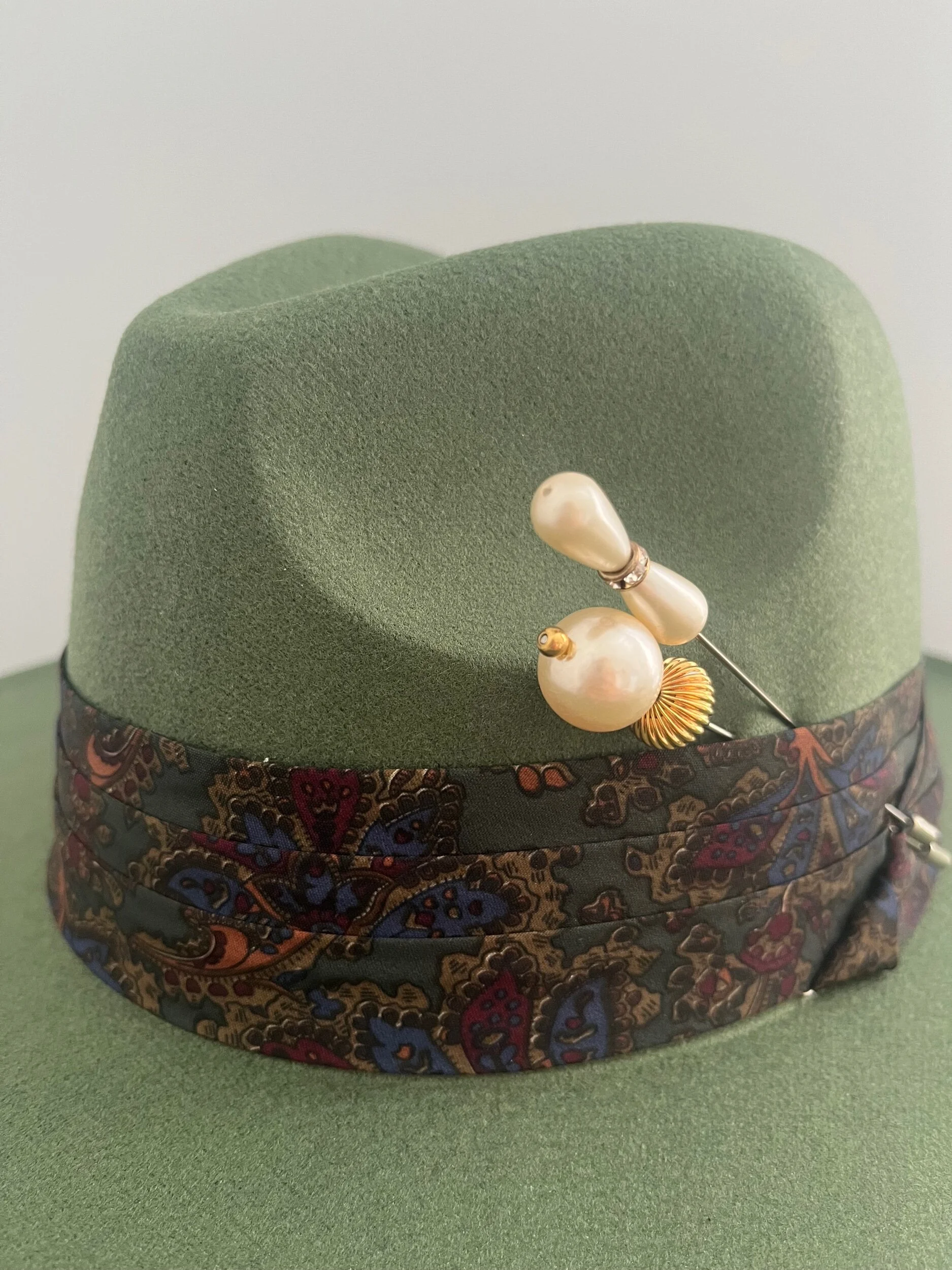 10DD4CF1-E9A7-4079-8C42-2FB243B4BE32