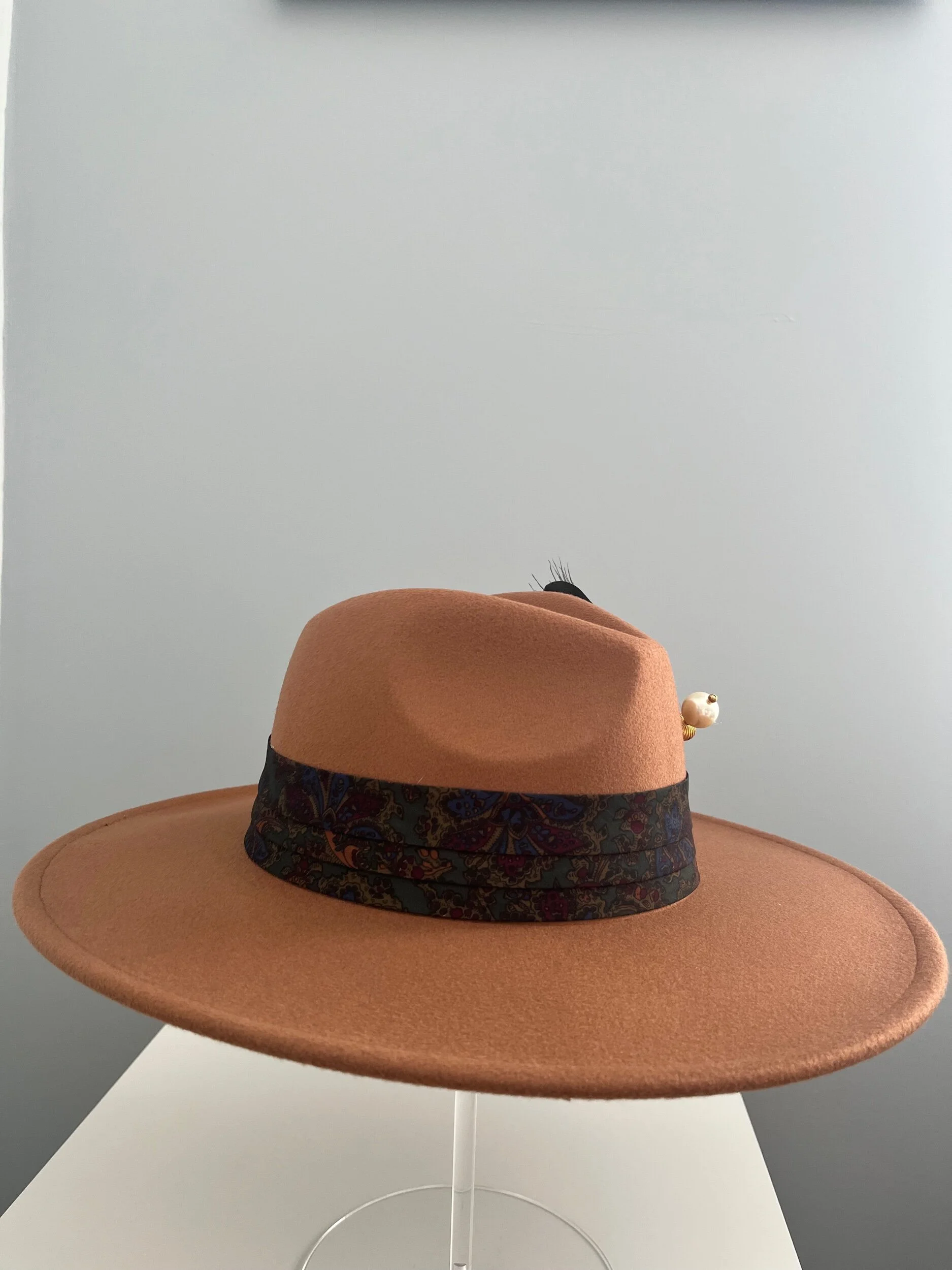 60FC4C29-C5BC-4367-AA4A-E51350F39C2B