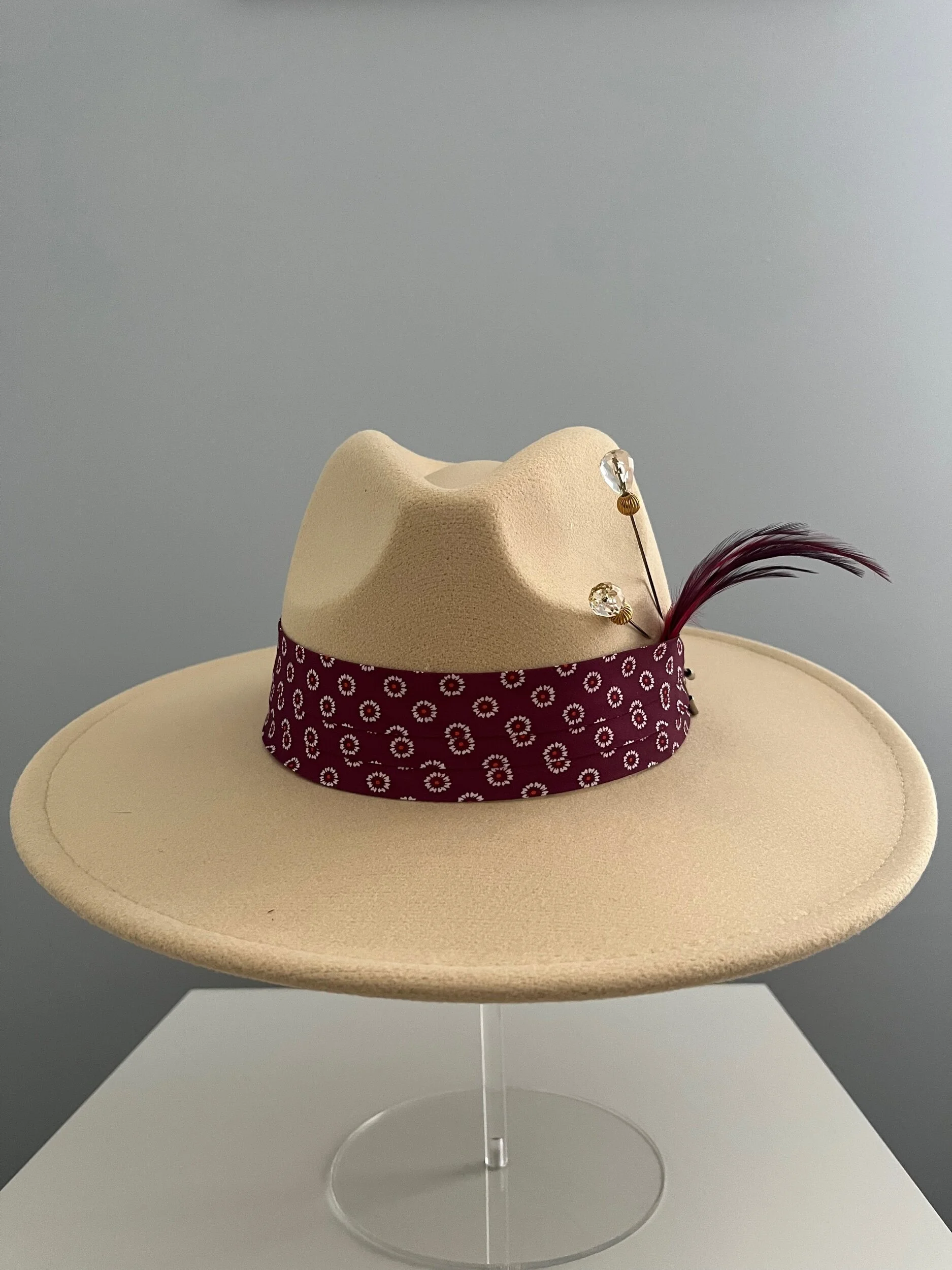 5E19623E-8859-462C-8B75-D1E5A10A8D01