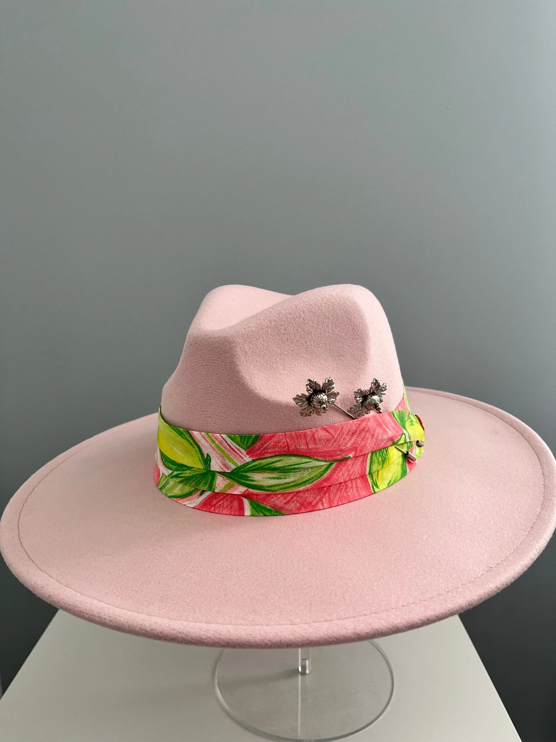 C1949A69-4292-451D-AB4E-45200FF71C1D