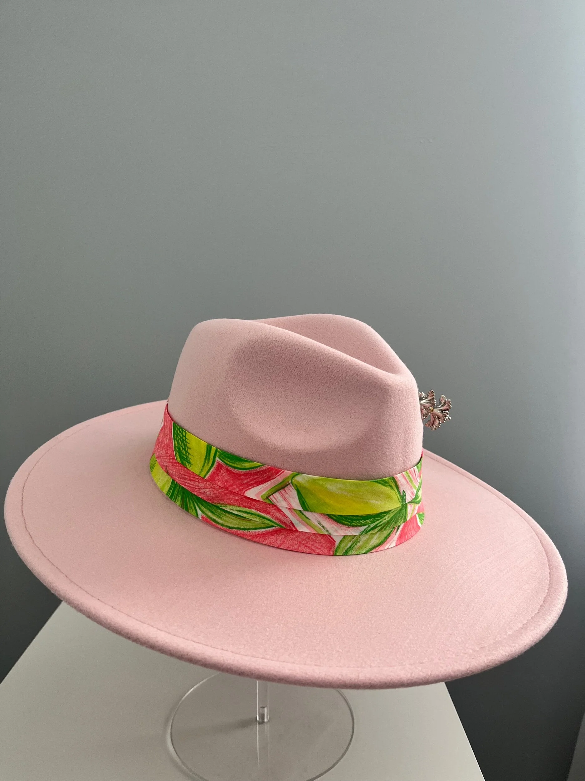 D40476D7-E5B7-4BD9-B1B8-37EE9A4E9850