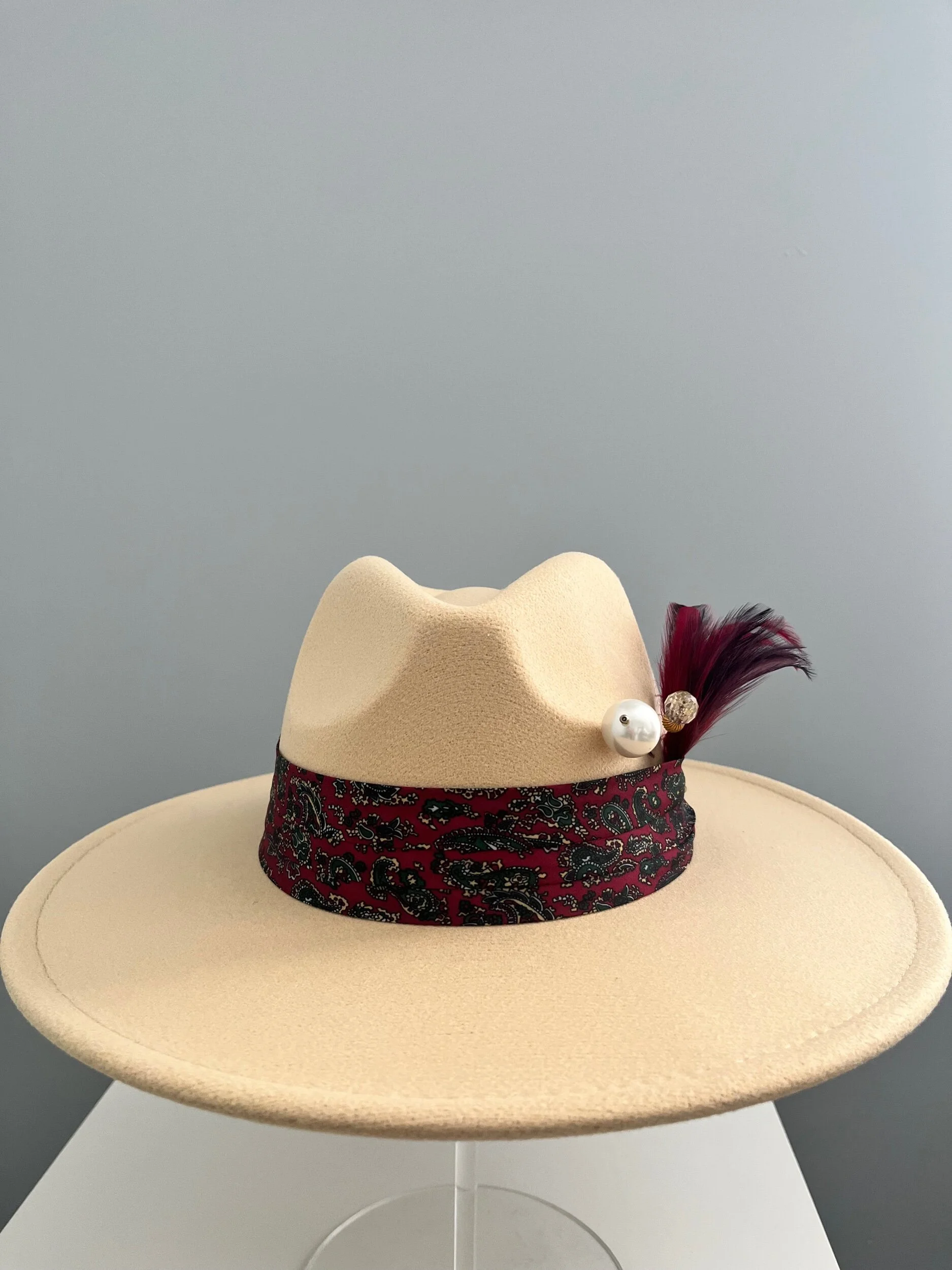 377B4156-26B1-45E3-AE82-BFC7AAE30F65