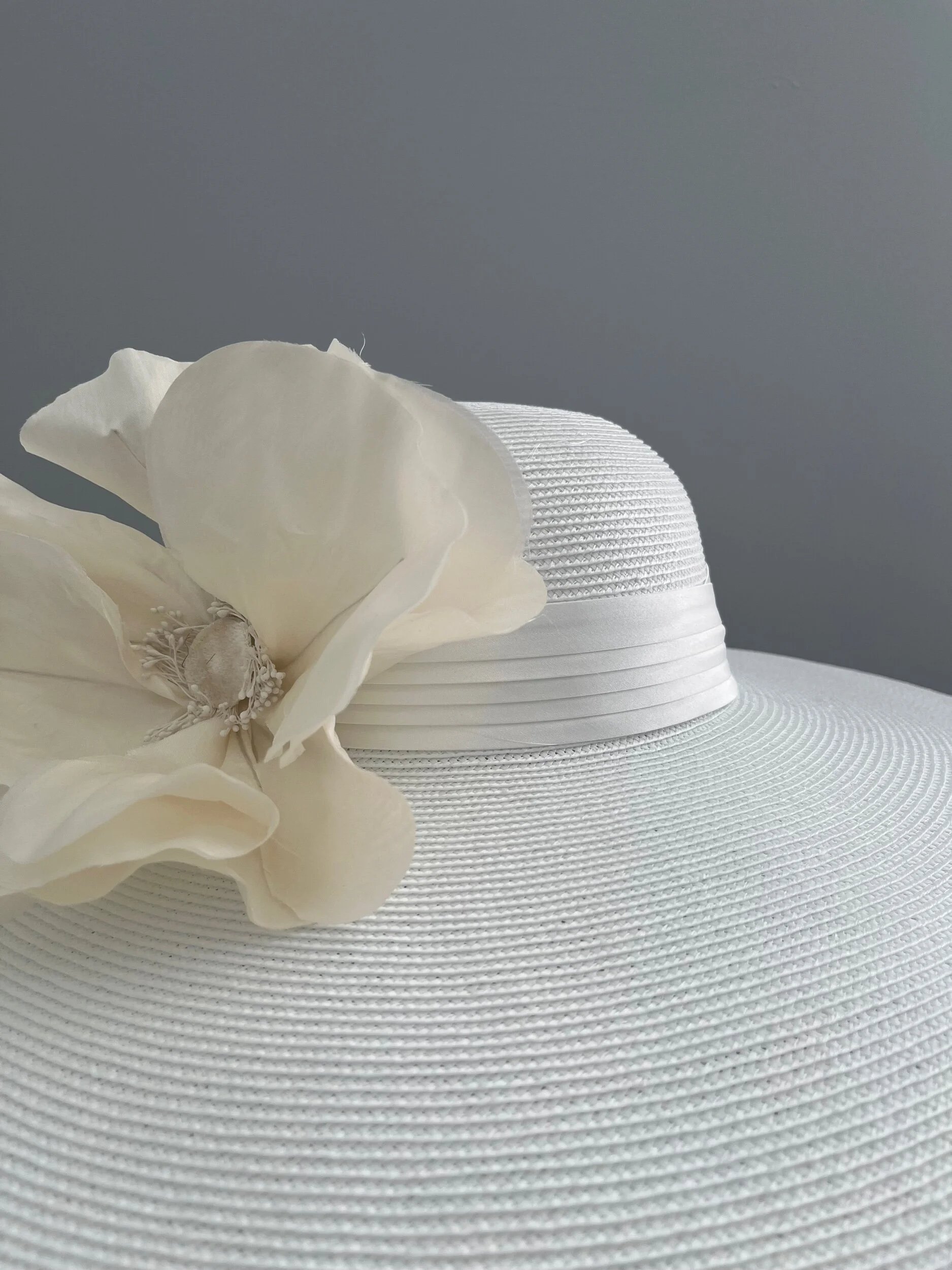 F104B4E4-A031-4A44-ABB6-1AB52BB53E91