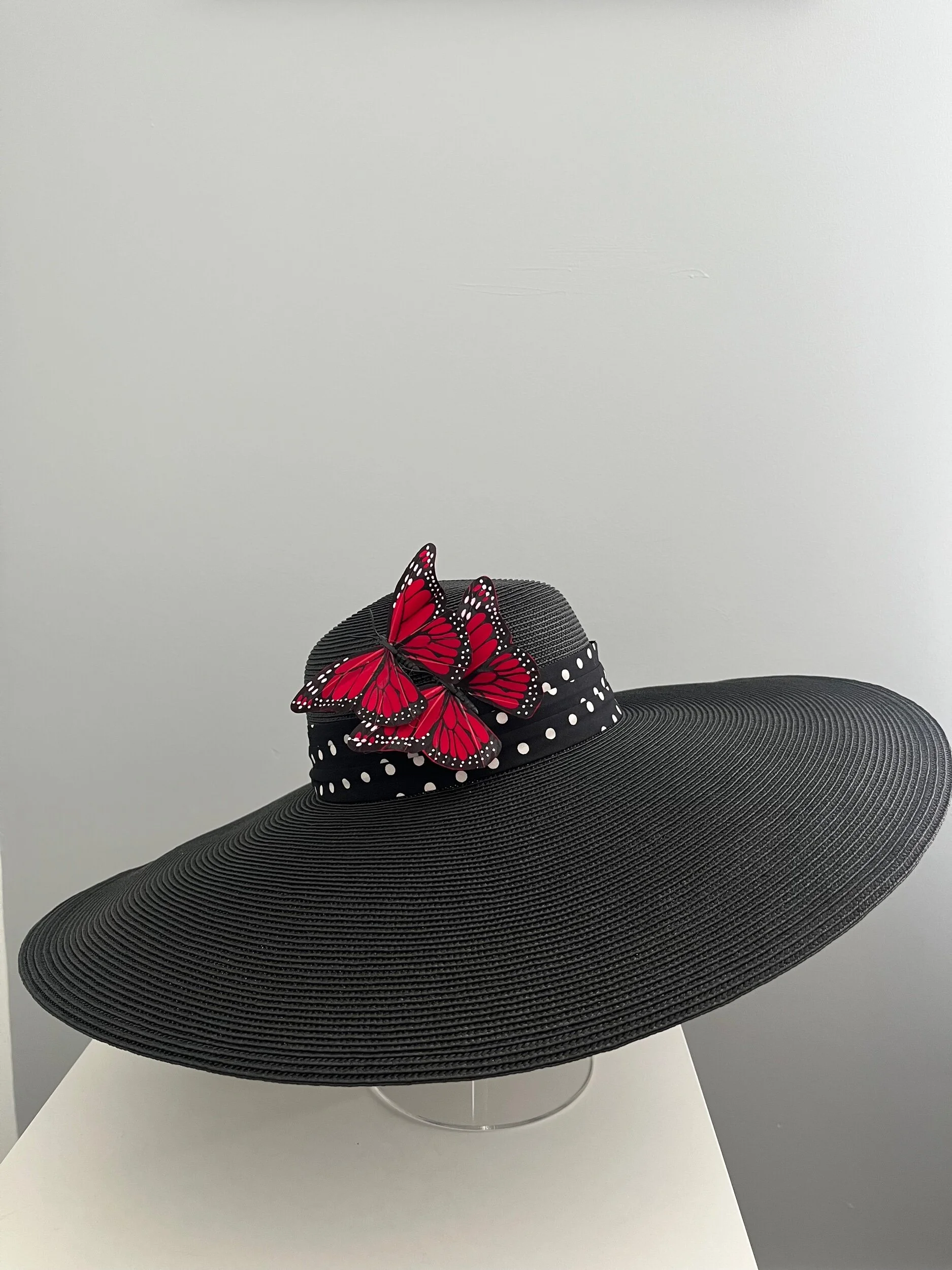 C99B571B-CB93-4A6B-96A5-9D9B50AB14ED