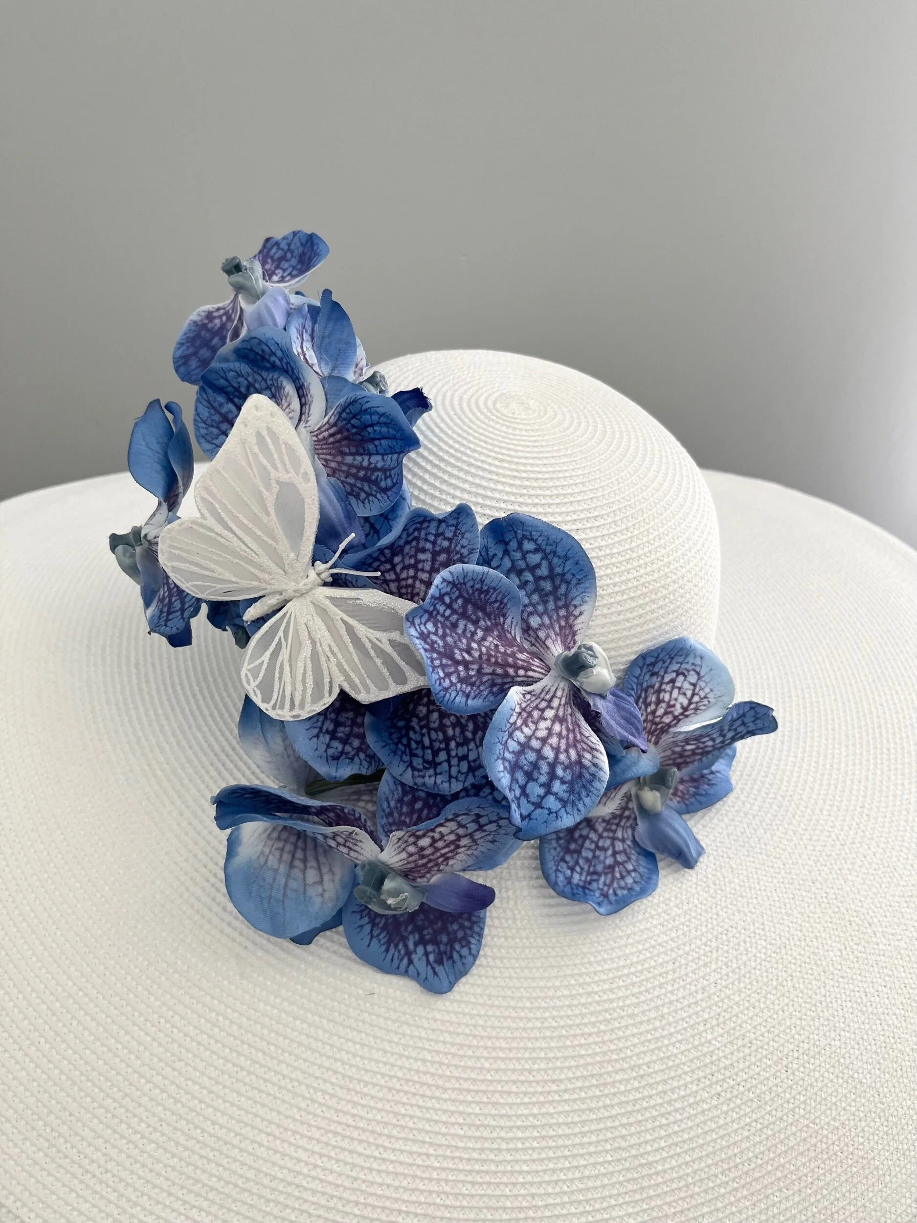 E7DC22D3-4ACB-4119-A63C-83400424EB4D