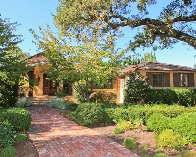 320 LENNOX AVENUE, MENLO PARK