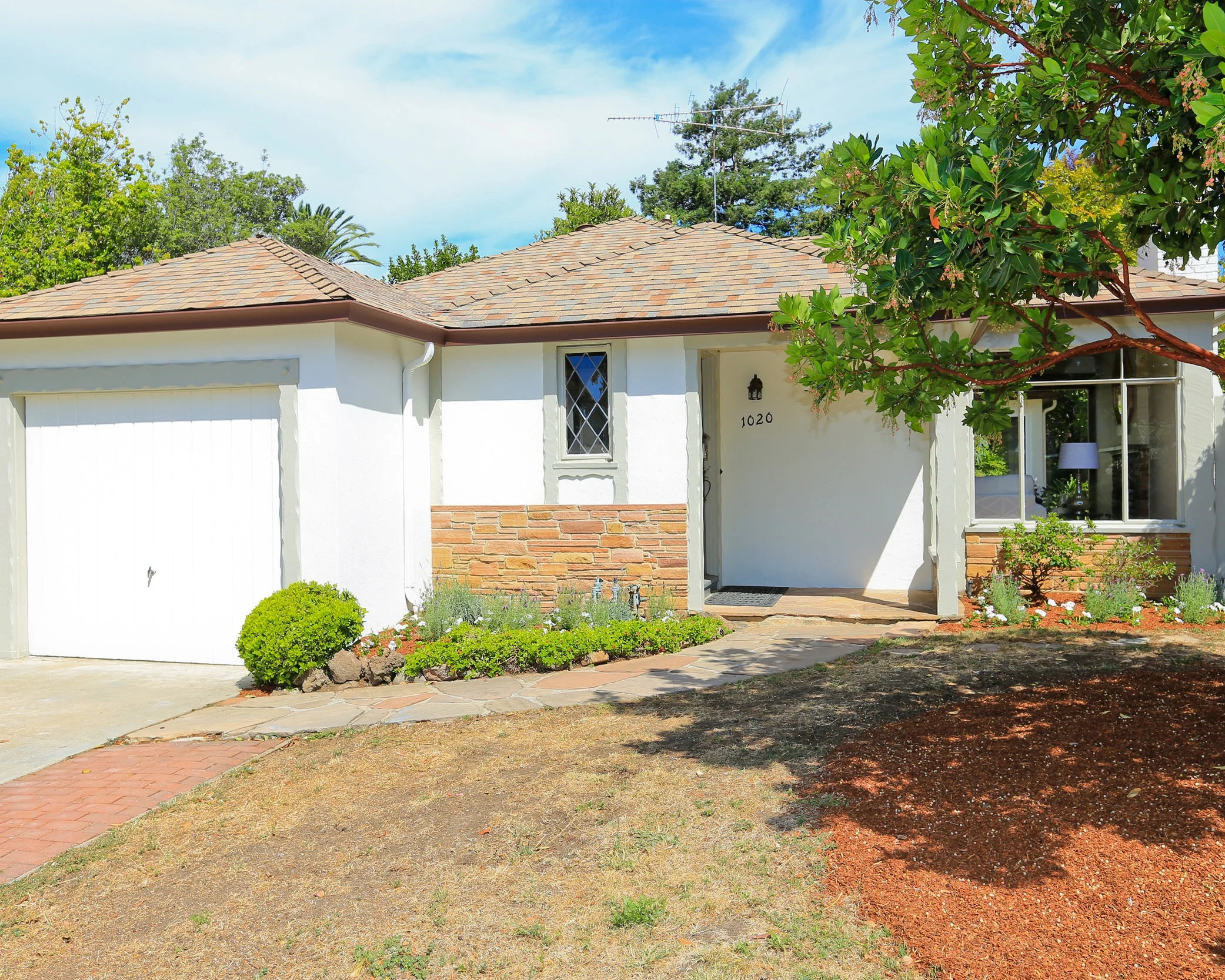 1020 HENDERSON AVENUE, MENLO PARK