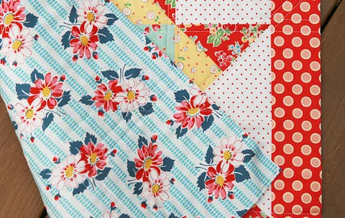 Mini Quilt by Fresh Lemons Quilts : Faith