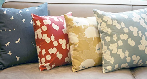Grove Pillows by Fresh Lemons Quilts : Faith