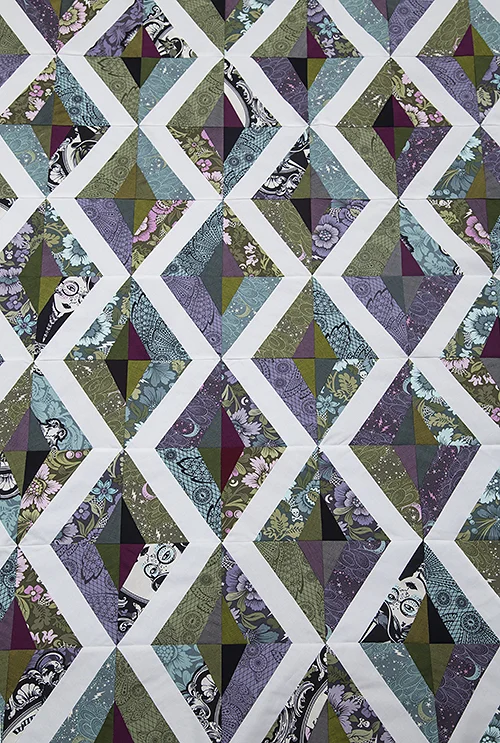 Nightshade Quilt by Fresh Lemons Quilts : Faith