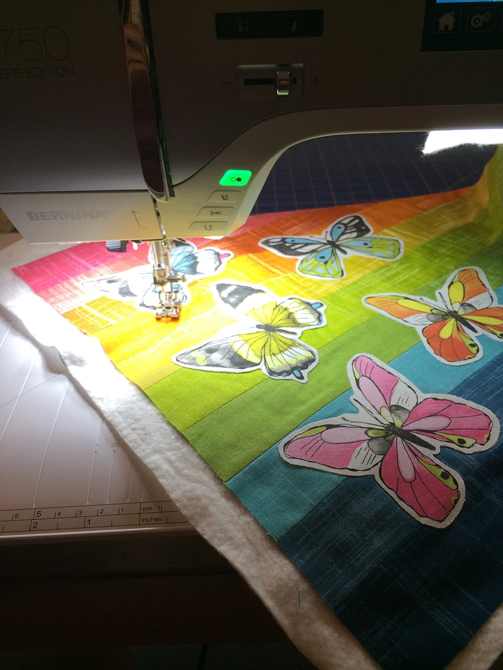 Flutter and Painter's Canvas by Laura Gunn; Fresh Lemons Quilts