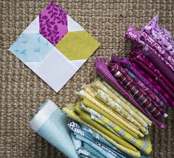 Unraveled, a quilt by Faith Jones for Scraps, Inc : Fresh Lemons Quilts