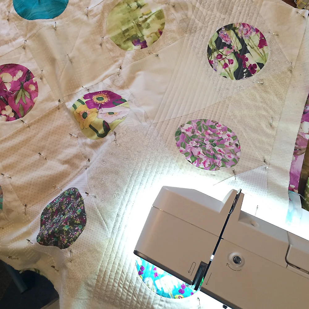 Vignette by Laura Gunn : Fresh Lemons Quilts