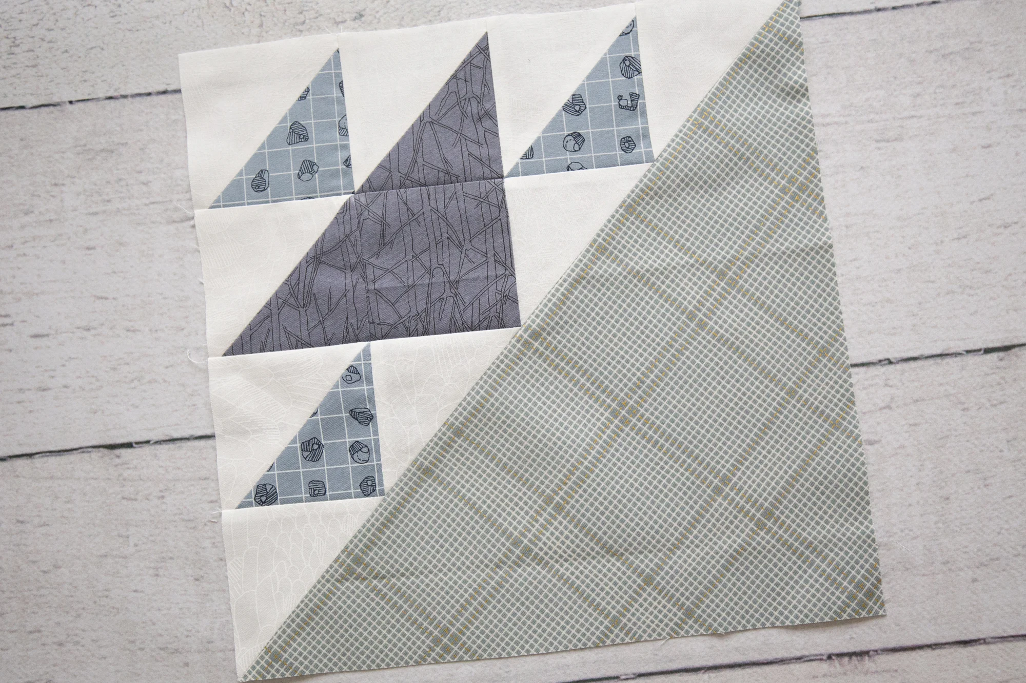 Vatican ~ Summer Sampler 2018 Quilt Along