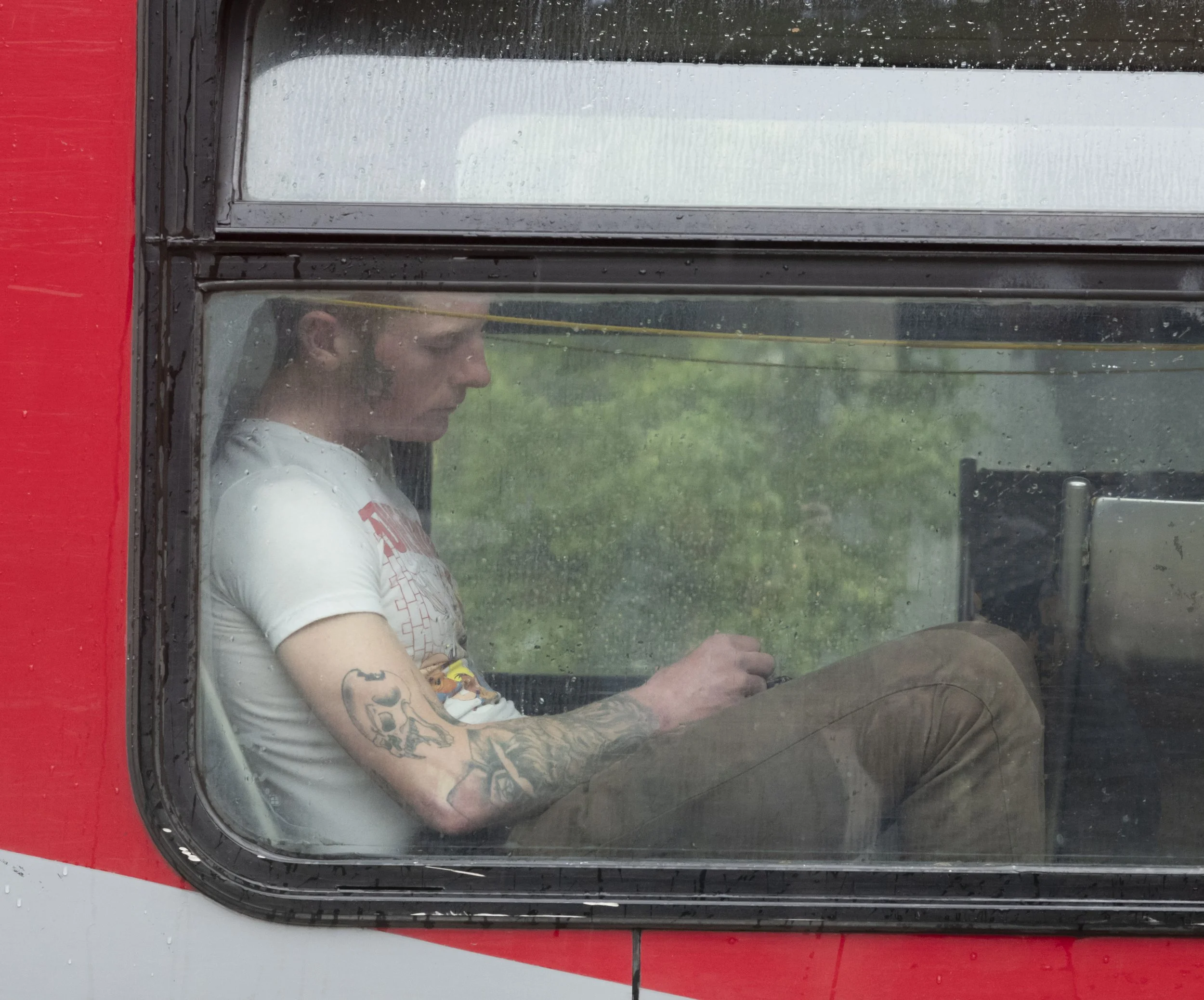 L1003043 on the bus in the rain.jpg