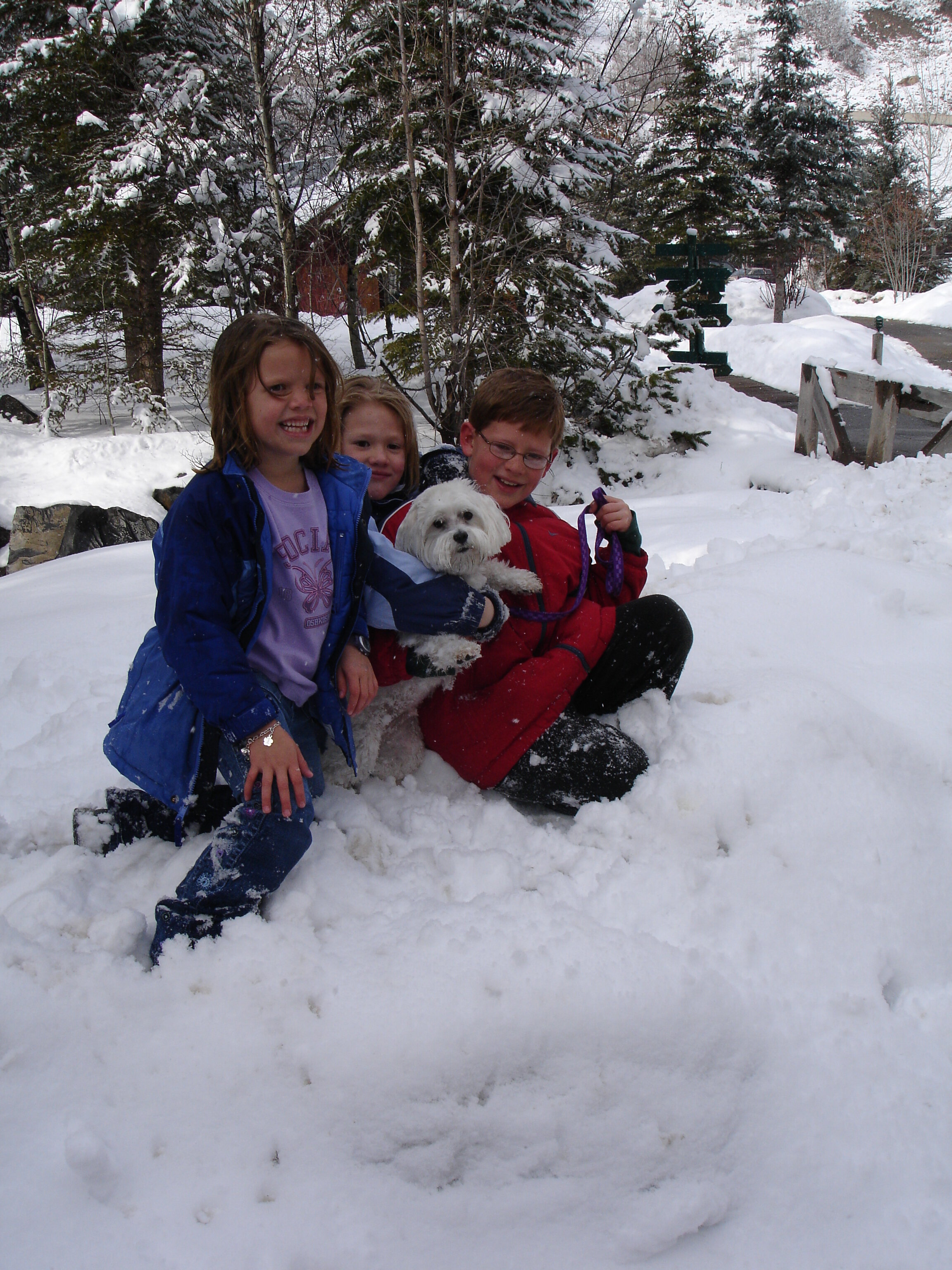 Kids in the snow. 2006. Timberlakes, UT.