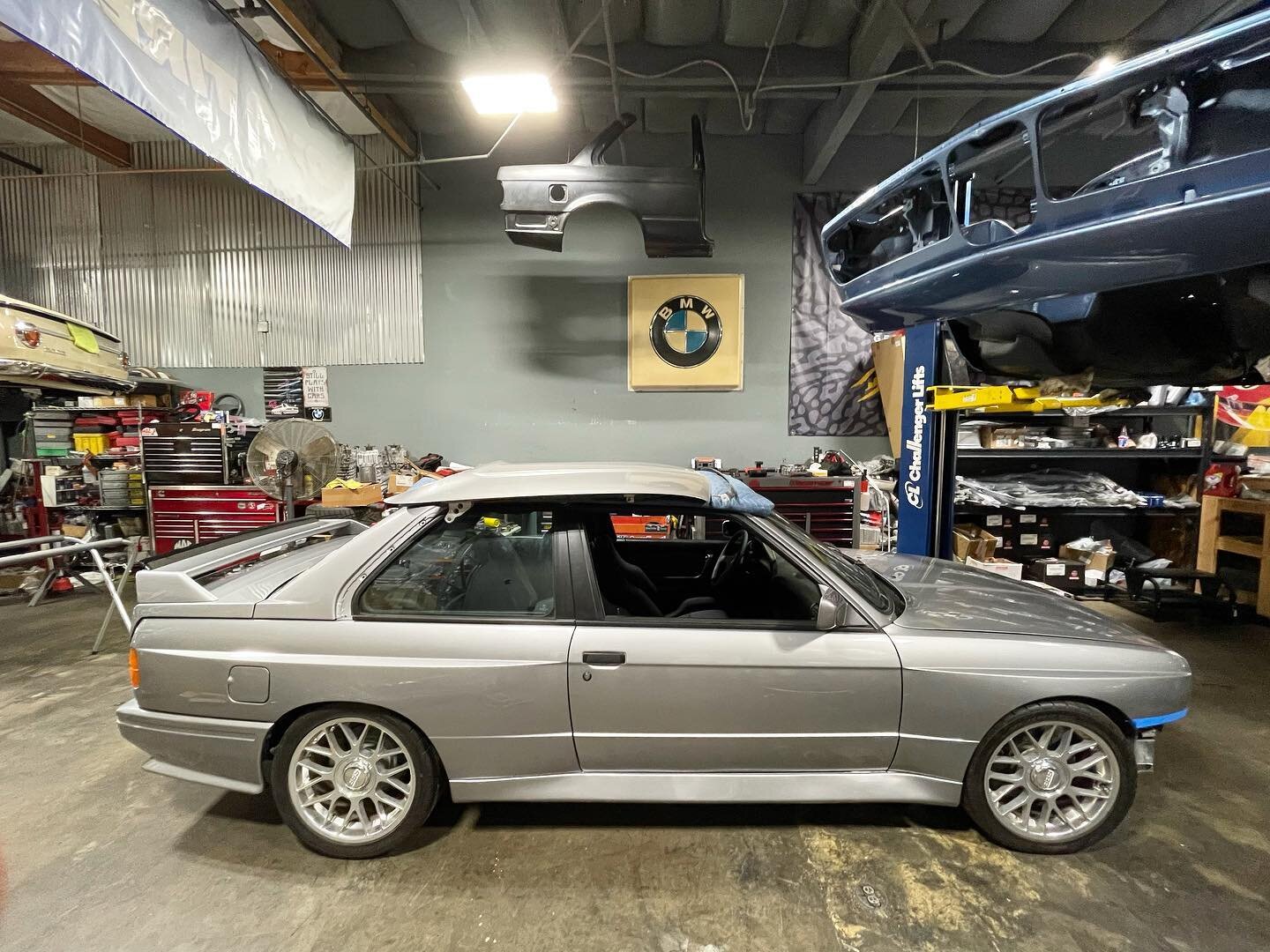 CAtuned.com 🌴 #catuned 
Almost ready after new paint, and much much more. #bmw #m3 #e30 #ultimateklasse #classic #restoration

Purchase our parts online / worldwide:
In CAnada: @deltaparkauto 
In Ukraine: @catunedua (Praying for 🕊)
In Germany: @cat