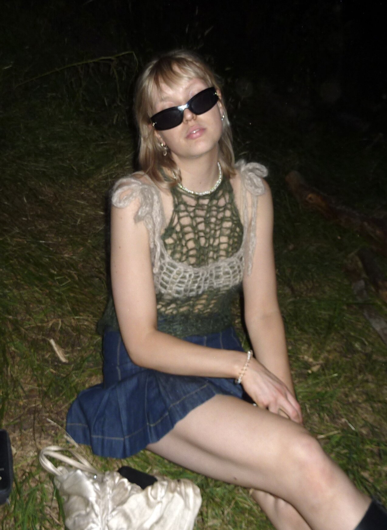 FE97D7D9-27AF-4CAA-9A02-4CE8D78D9048