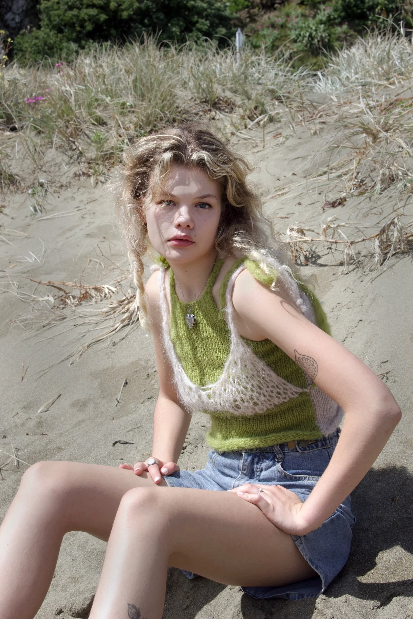 FCFB383B-AFA4-4A4E-BA01-4EBBB172A955