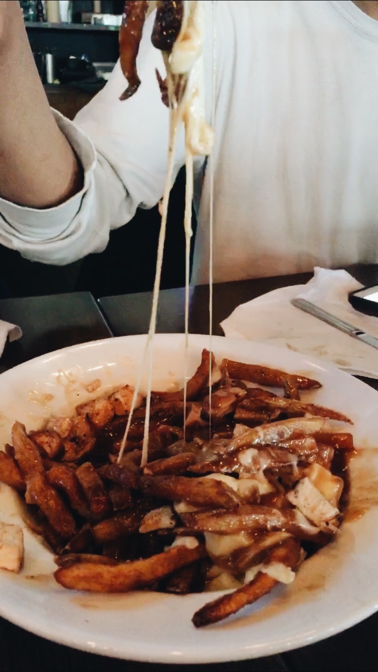 Look at this beautiful stringy cheese!