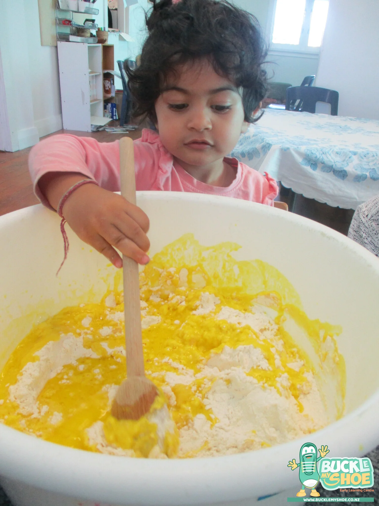 buckle-my-shoe-childcare-tauranga-yellow-sensory-play-4.jpg