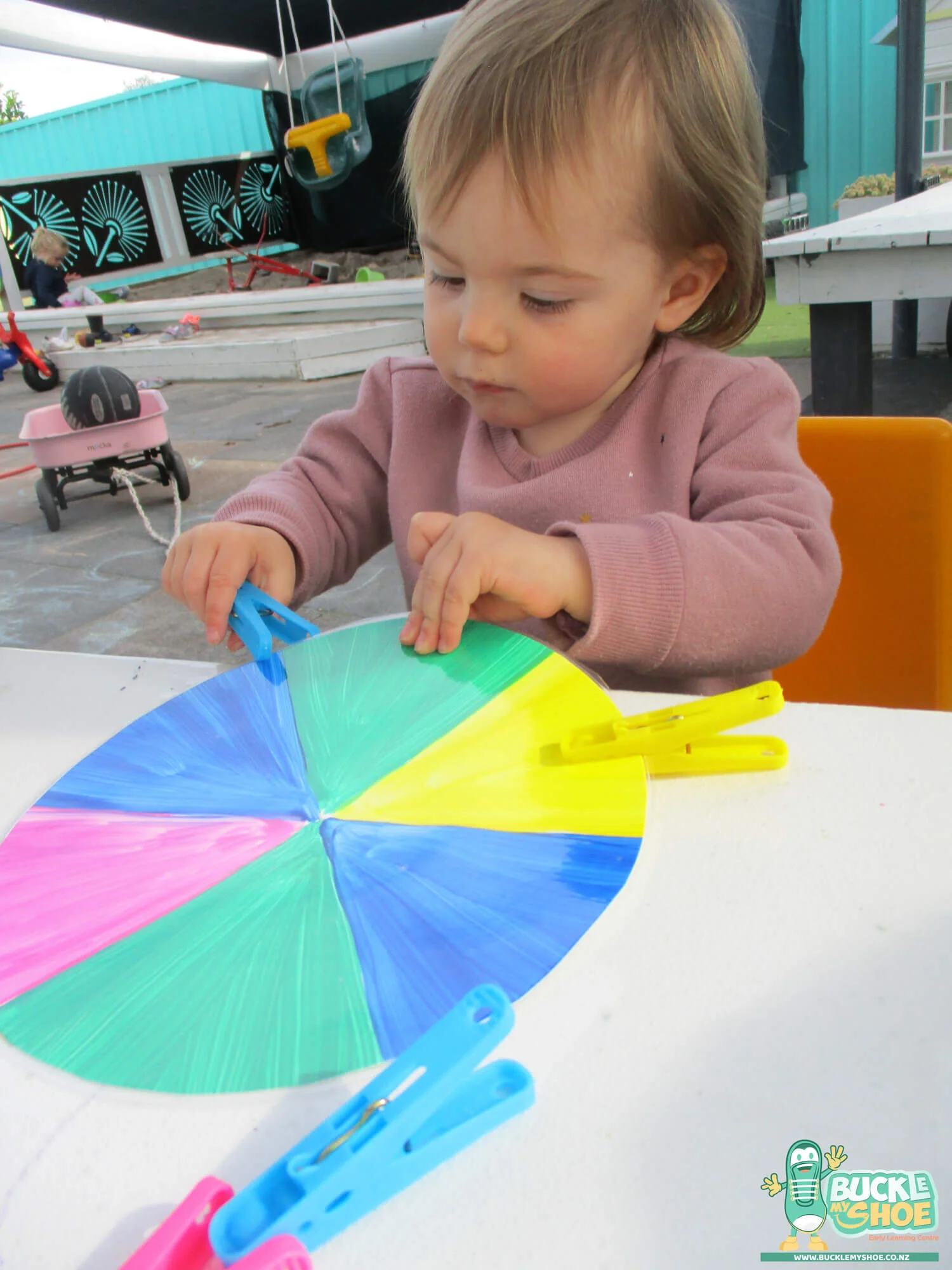 buckle-my-shoe-childcare-tauranga-daycare-preschool-centre-happening-fine-motor-skills-10.jpg
