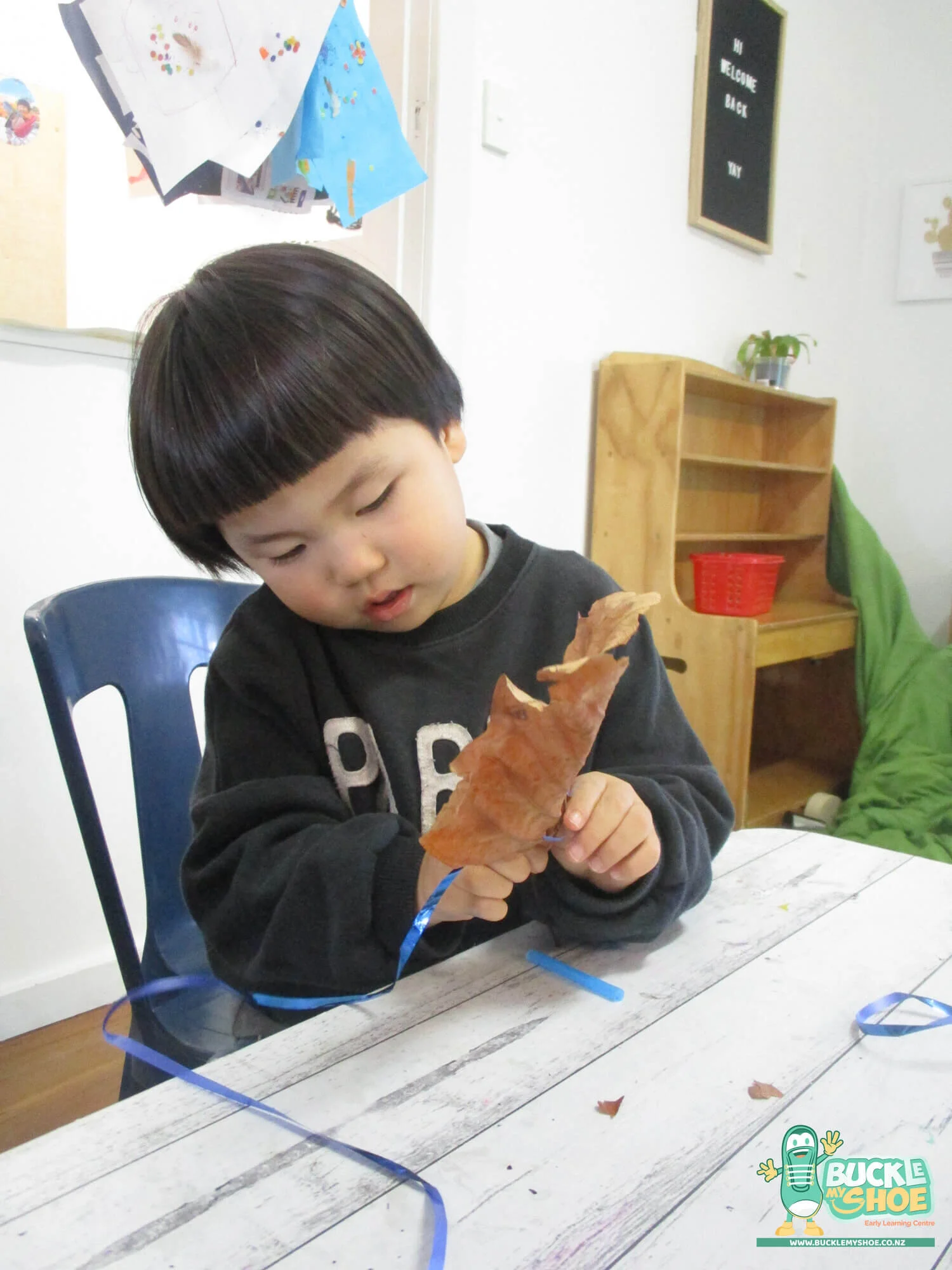buckle-my-shoe-childcare-tauranga-daycare-preschool-autumn-activity-10.jpg