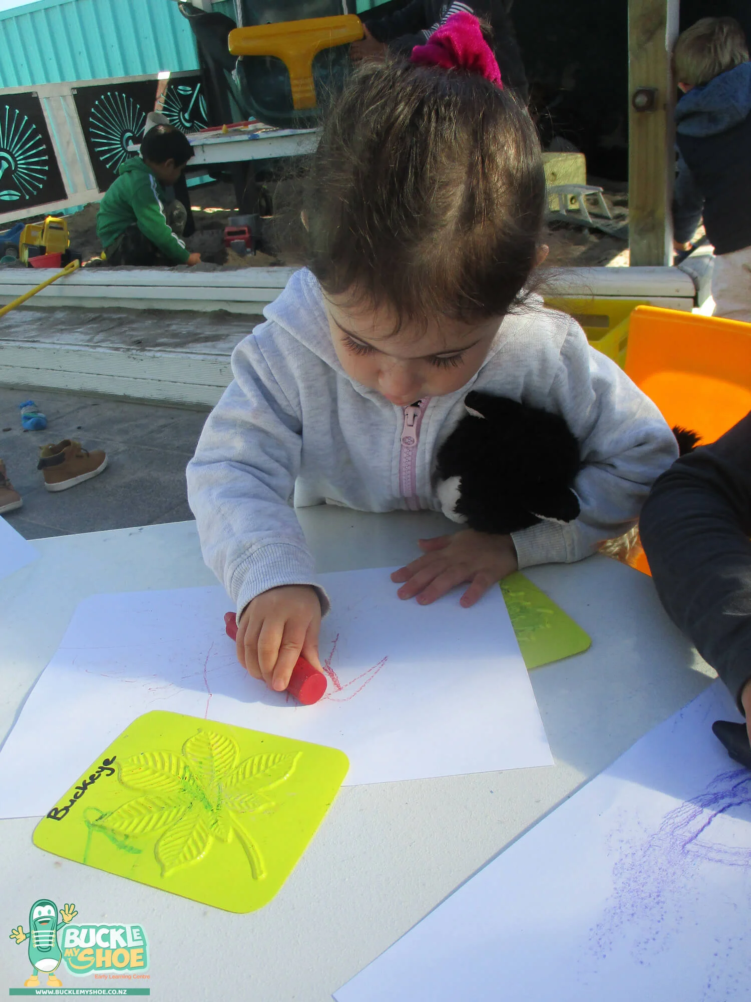 buckle-my-shoe-childcare-tauranga-daycare-preschool-autumn-activity-16.jpg